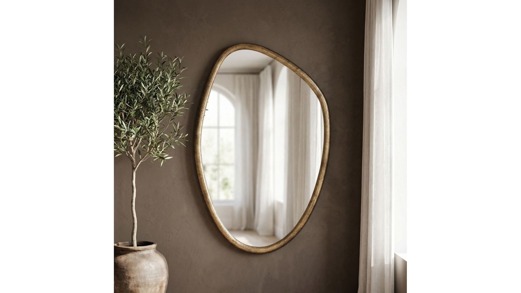 Margot - Wall Mirror - Gold