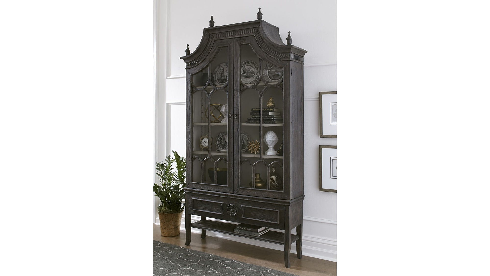 Reims Cathedral - Cabinet