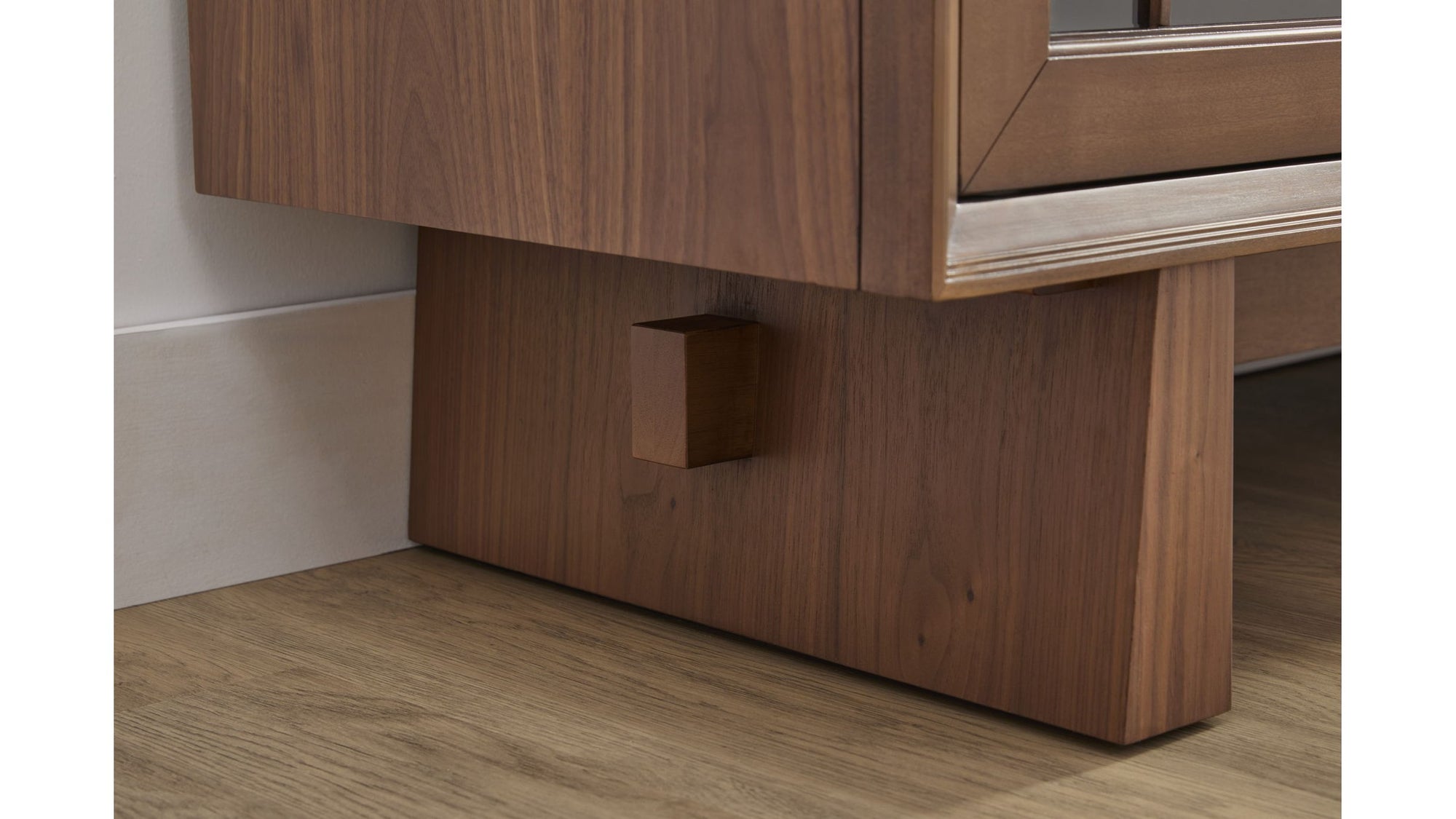 Lincoln - Buffet - Light Brown