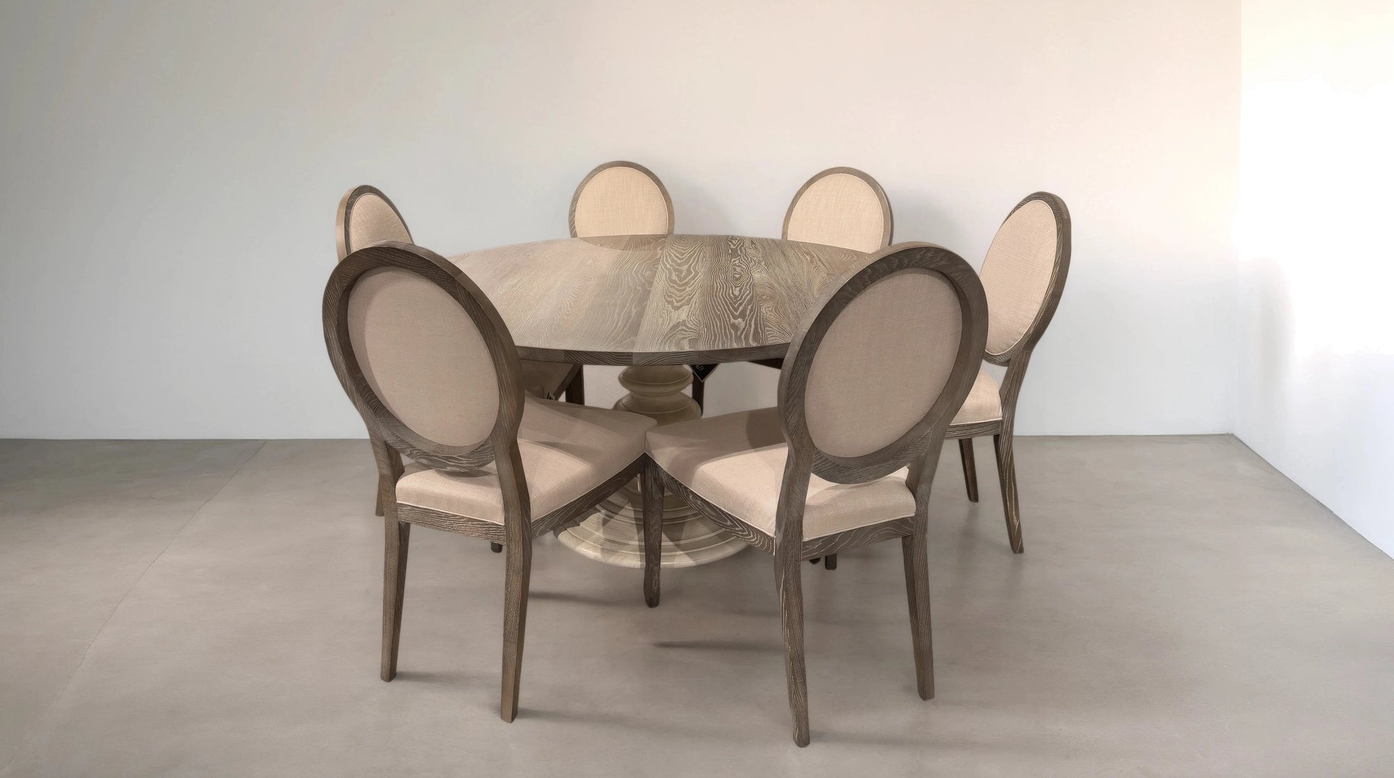 Final Closeout: Bassett True Custom Round Dining Table Set