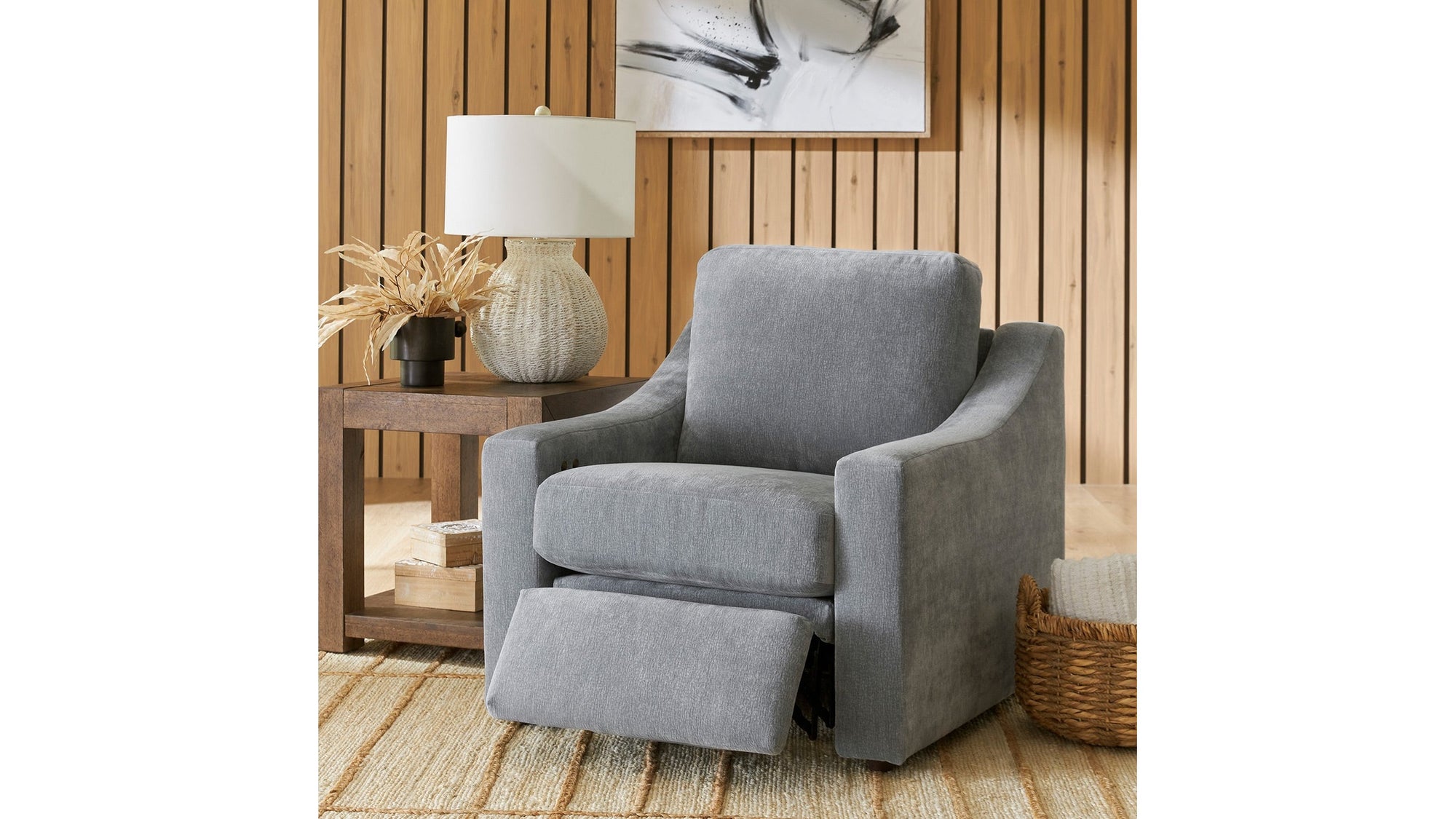 Cavrilly Modern Power Incliner Chair