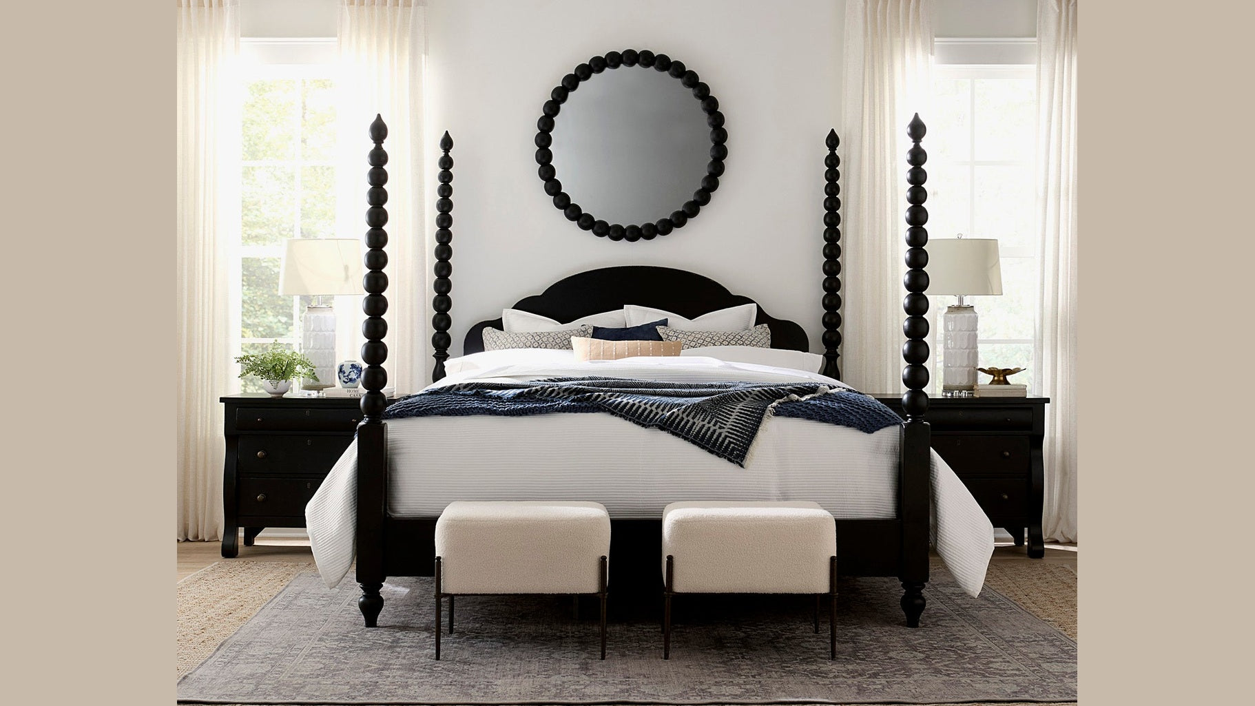 Caroline Poster Bed