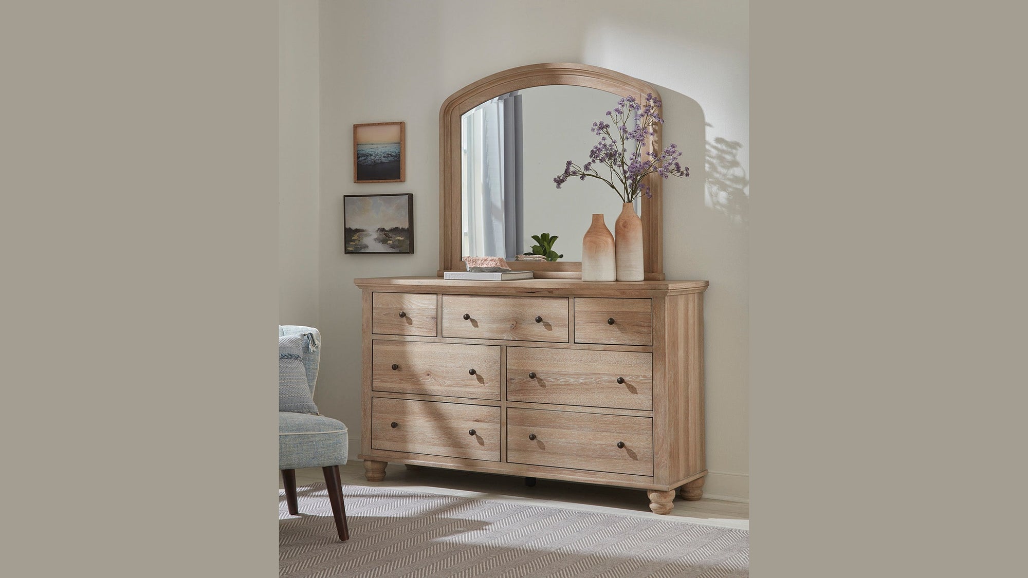 Cambridge Dresser