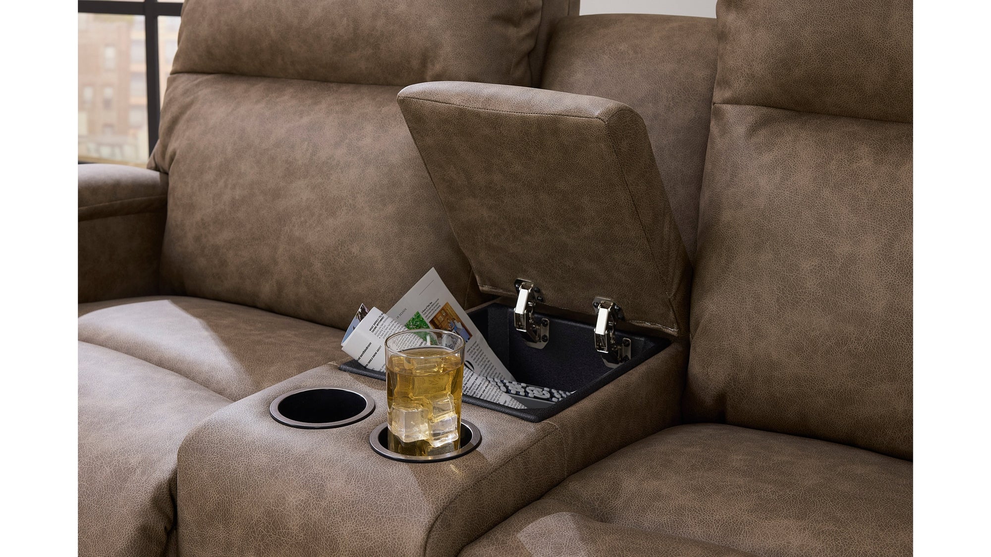 Maverly Reclining Loveseat