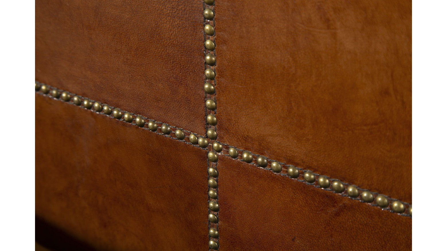 Gentlemen's - King Bed - Dark Brown