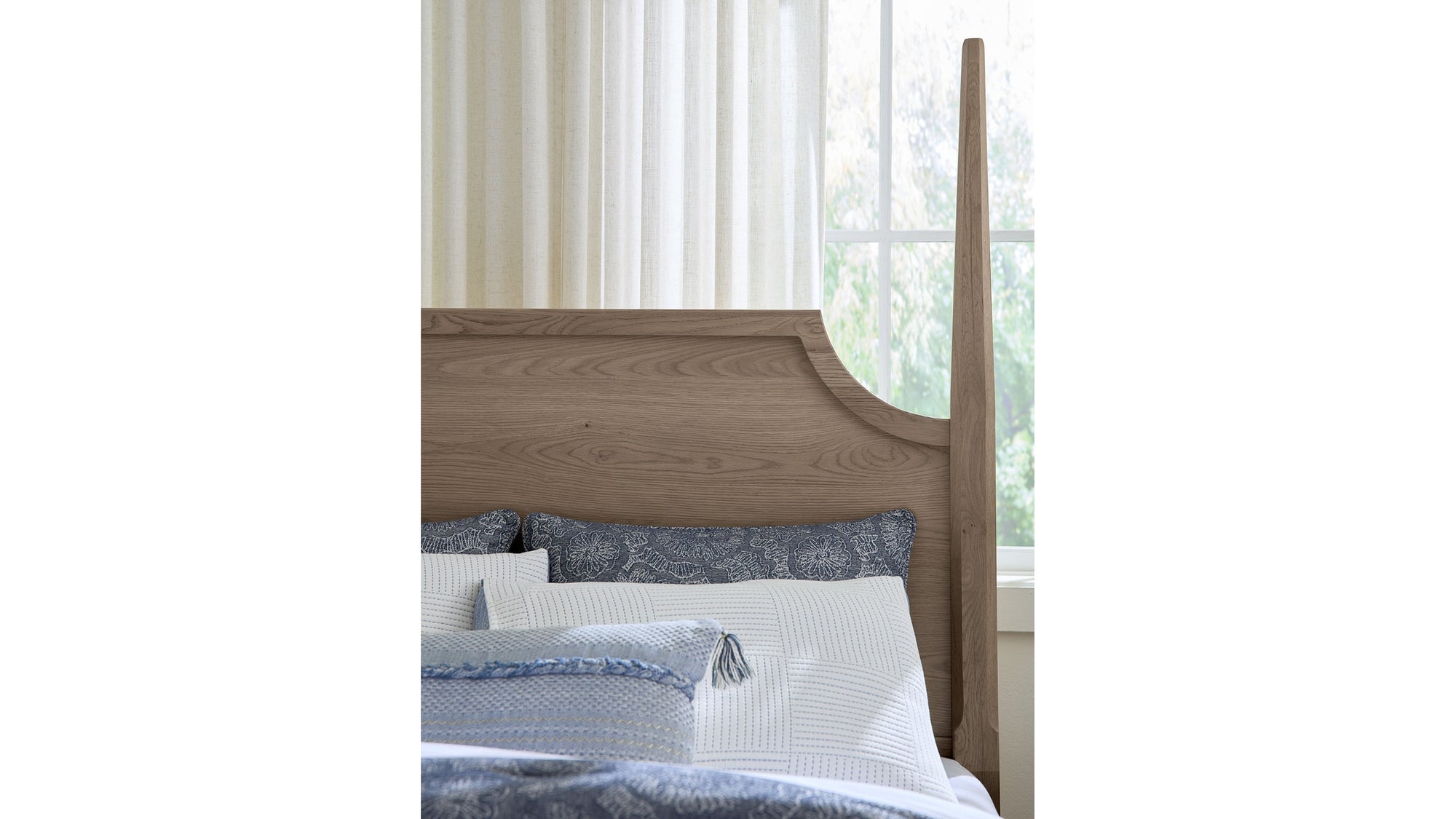 Tide &amp; Timber - Pencil Post Storage Bed
