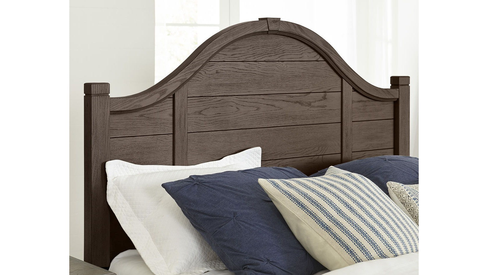 Bungalow - Arched Bed