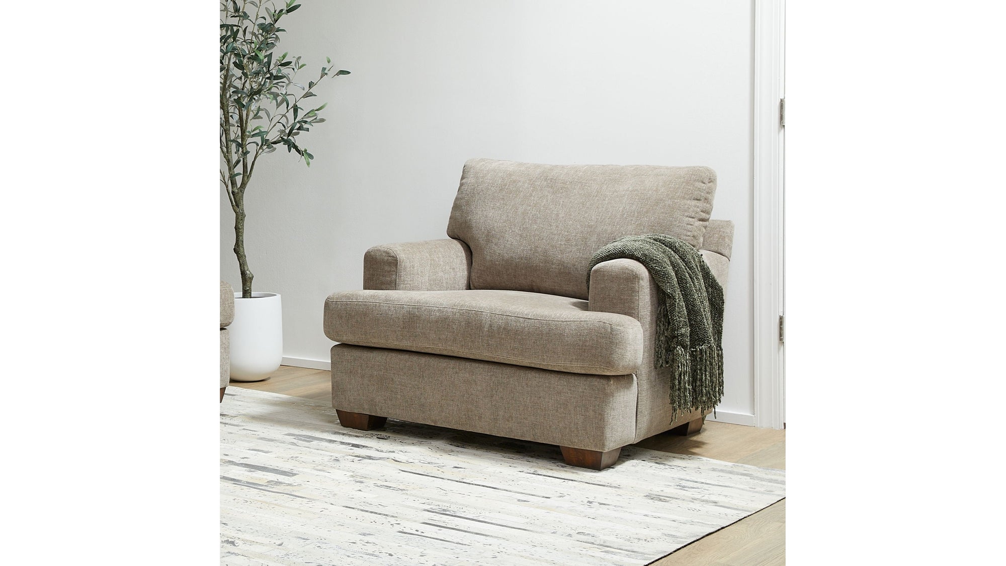 Olivia - Fabric Stationary Chair