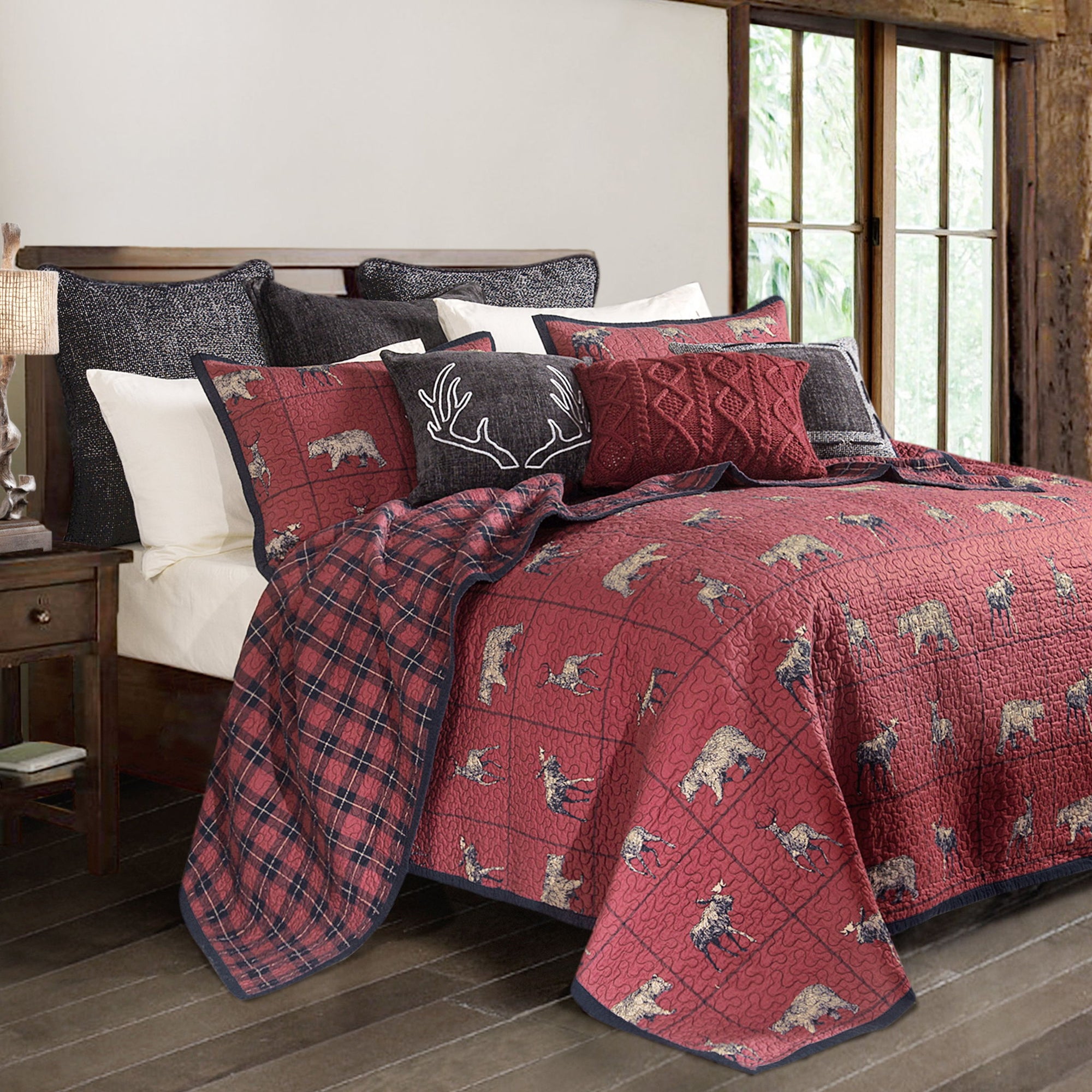 Woodland Plaid - Full/Queen Reversible Quilt Set (Set of 3) - Red / Navy