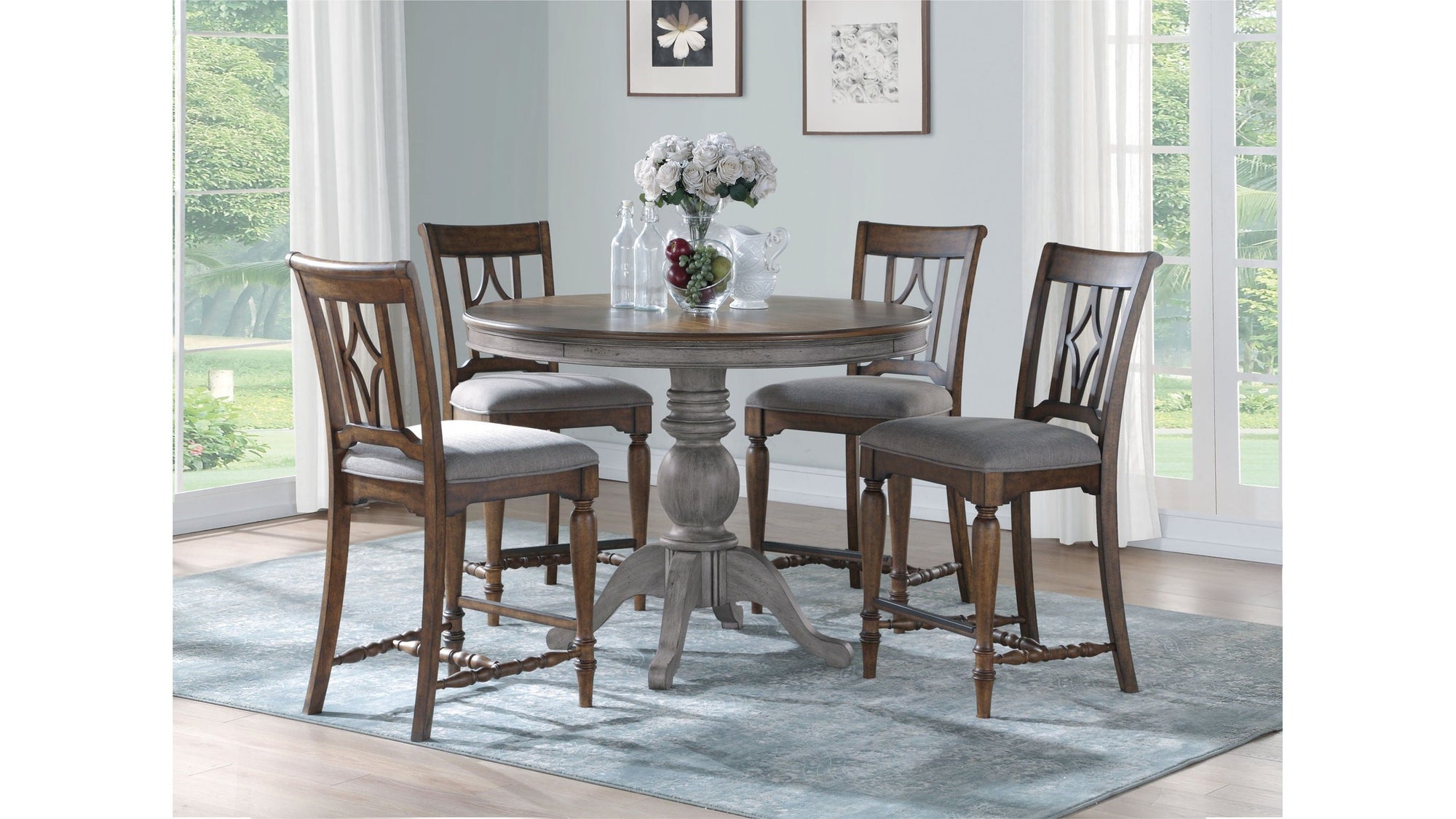 Plymouth - Round Table