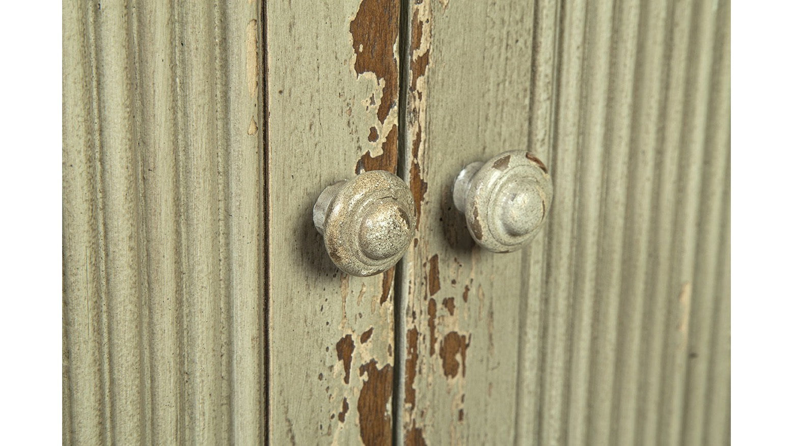 Kentwood - Sideboard - Light Brown / Green
