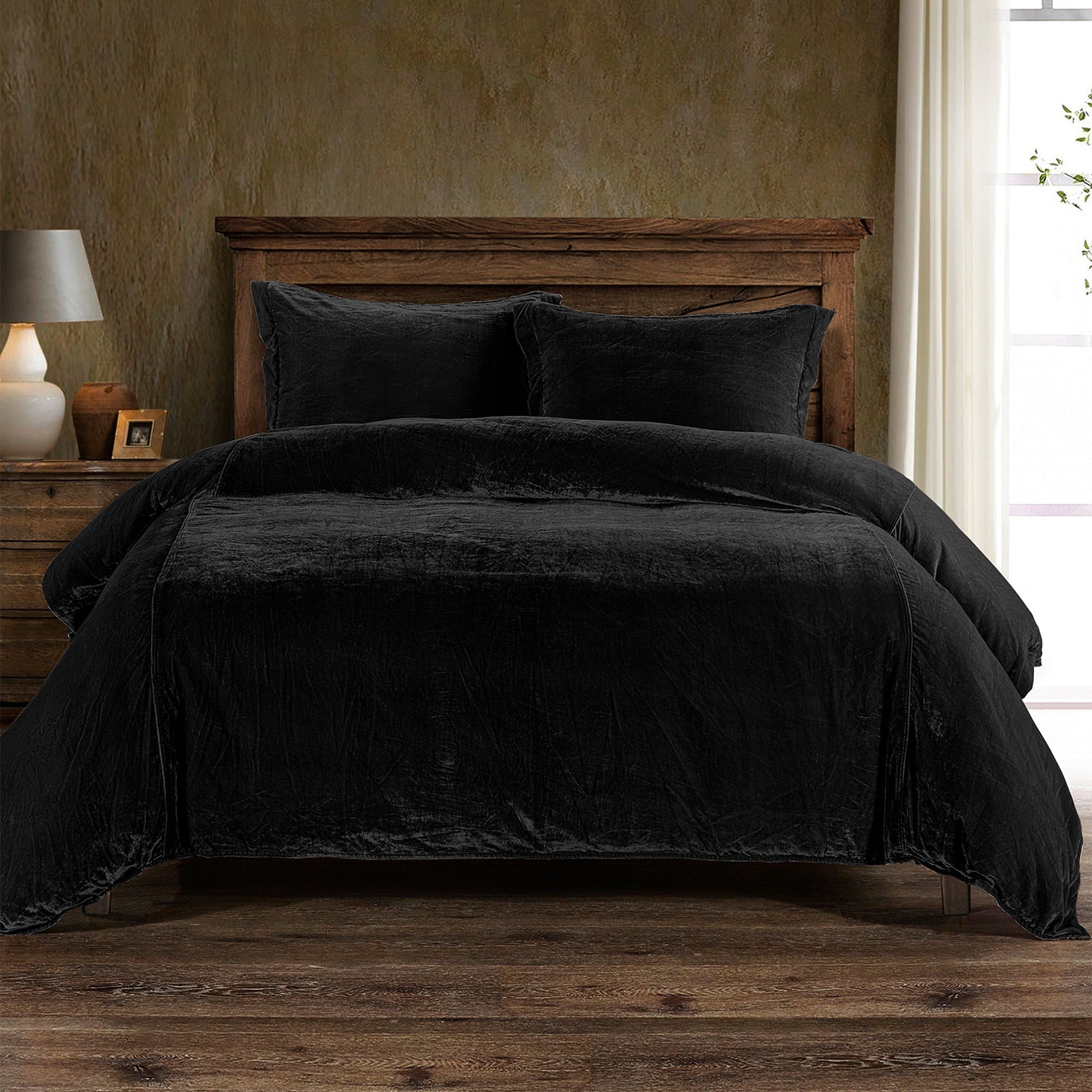 Stella - King Faux Silk Velvet Duvet Cover Set (Set of 3) - Black