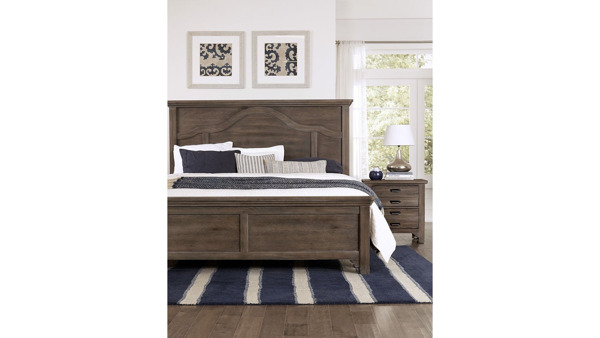 Bungalow - Mantel Bed