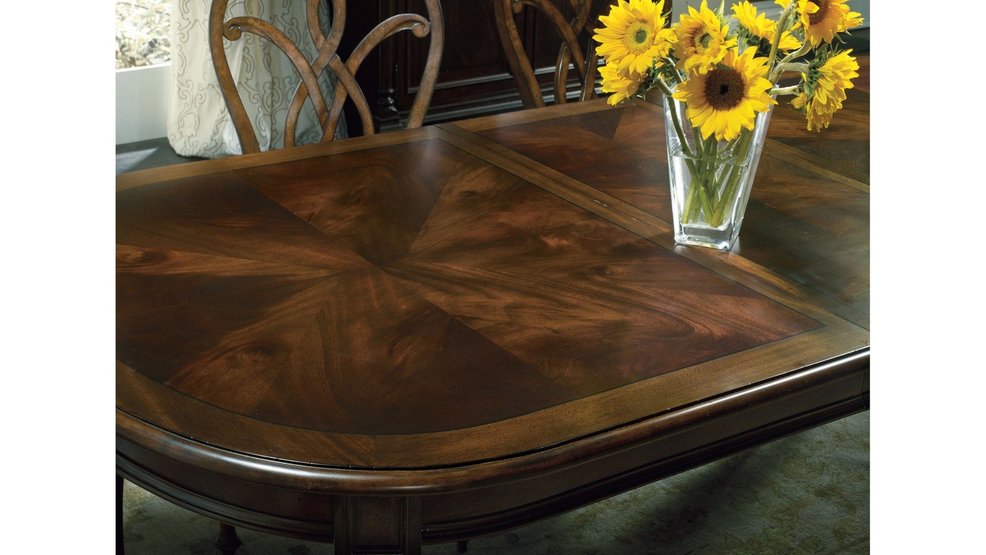 Leesburg - Leg Table With Two 18" Leaves - Dark Brown