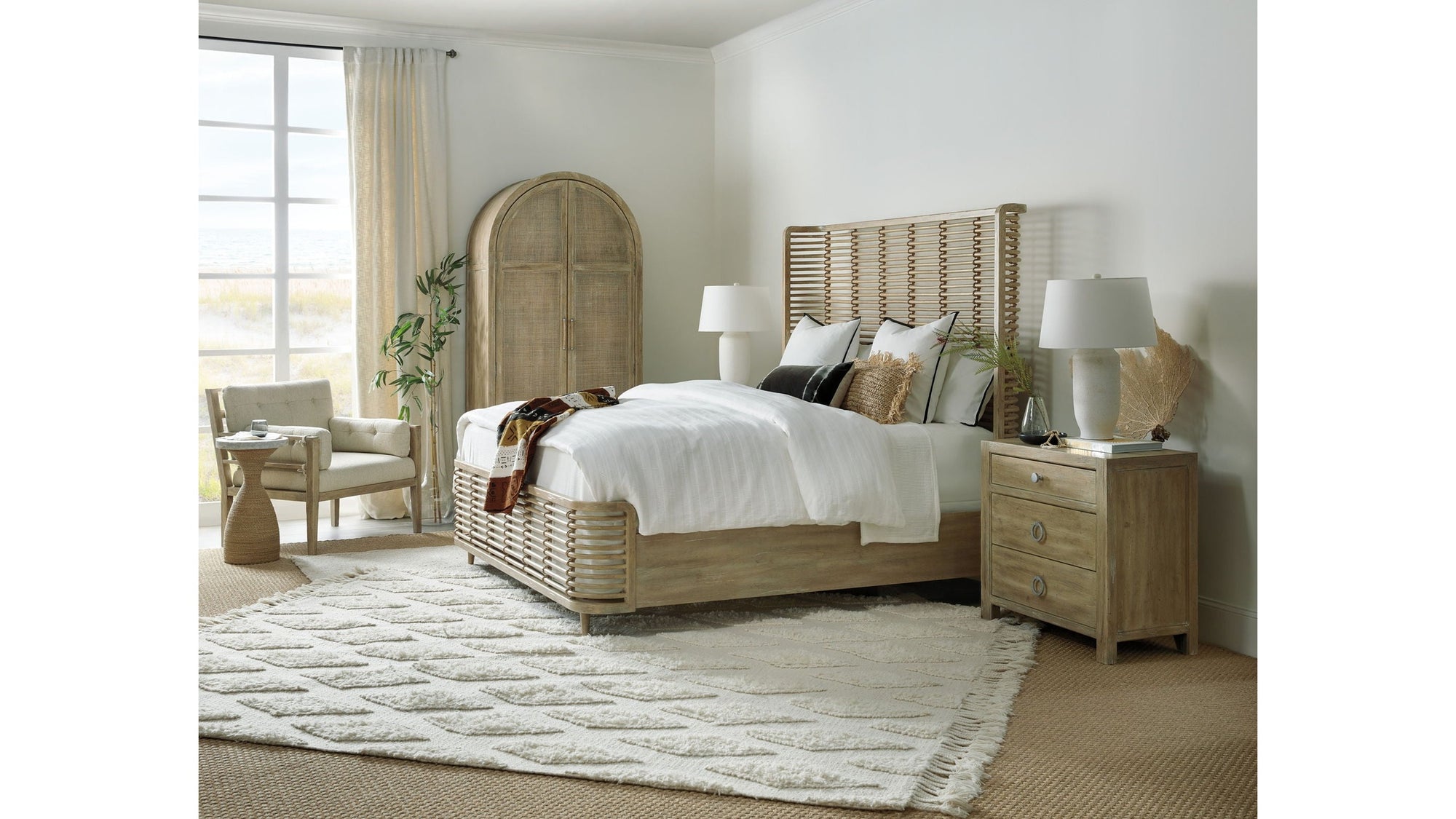 Surfrider - Rattan Bed