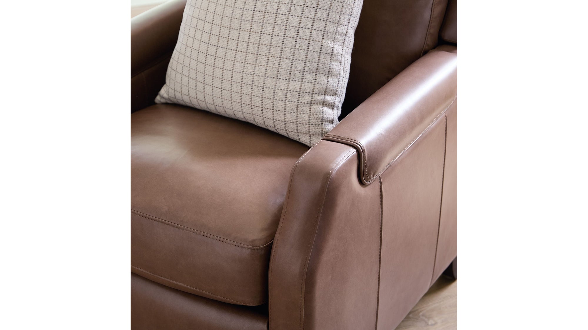 RC - Nelson Power Recliner With Power Headrest