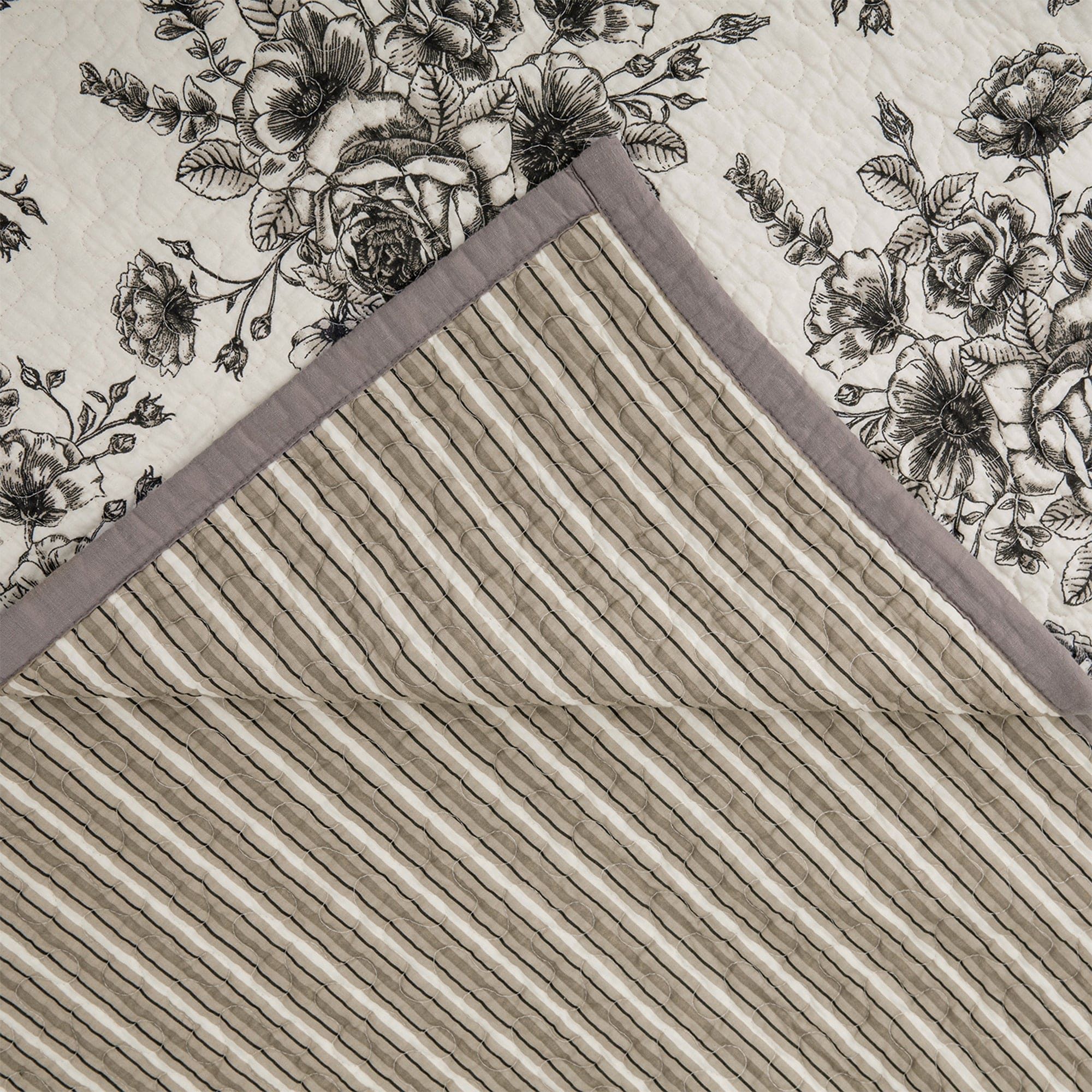 Lyla - King Reversible Floral Print Quilt Set (Set of 3) - White / Brown