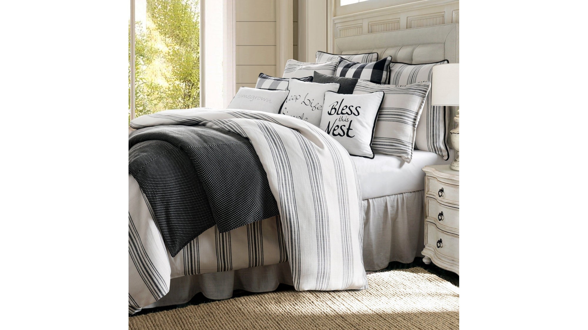 Blackberry - King Comforter Set Set of 3 - White / Black
