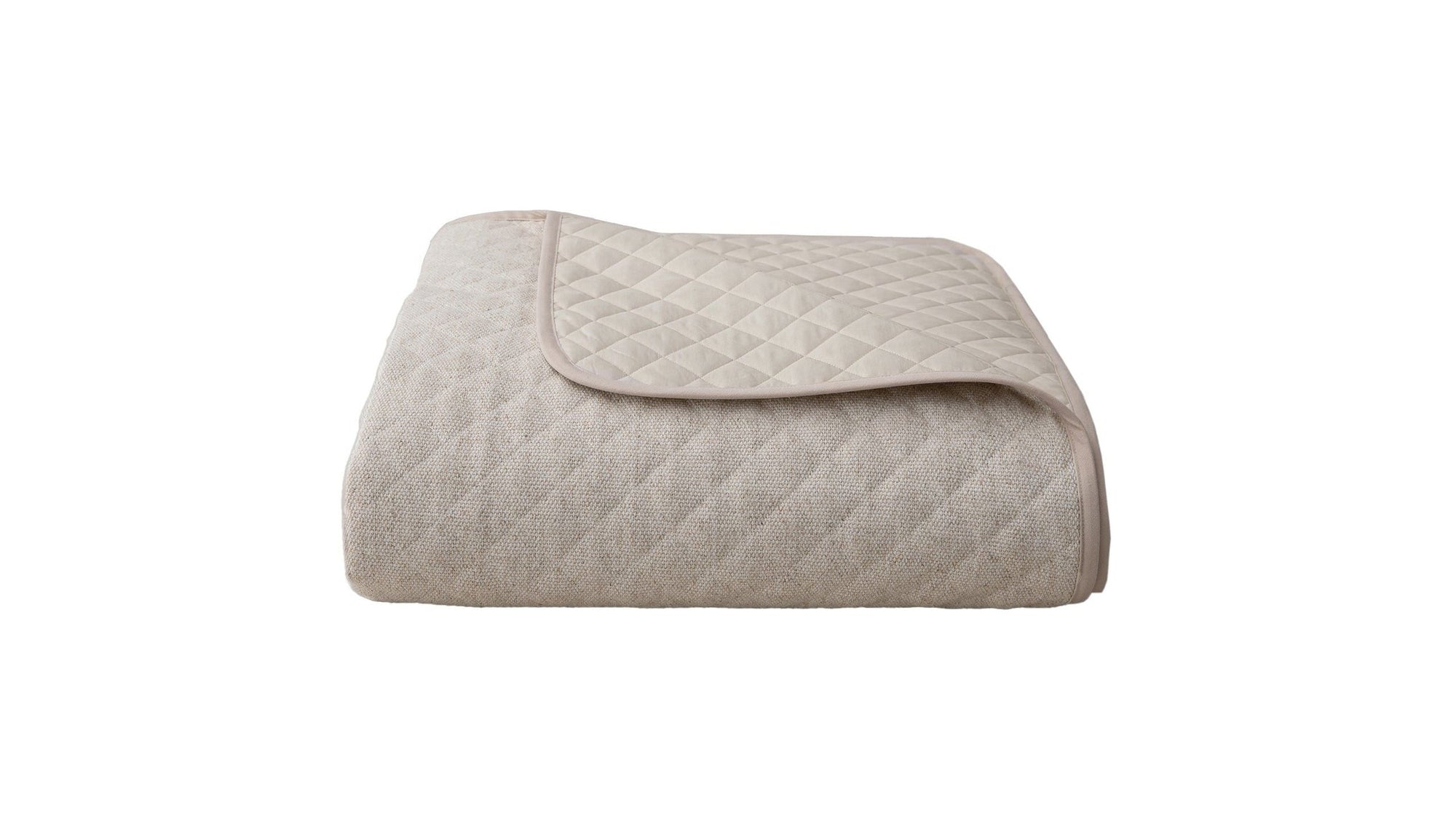 Fairfield - Queen Linen Coverlet Set Set of 4 - Cream / Tan