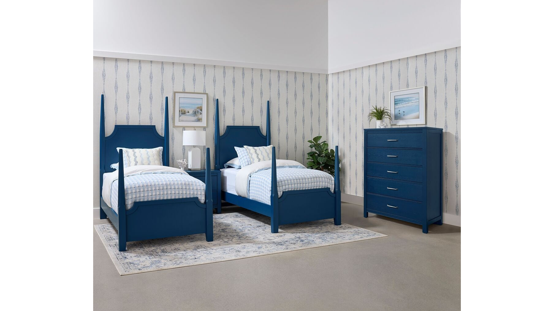 Tide &amp; Timber - Pencil Poster Bed 3/3