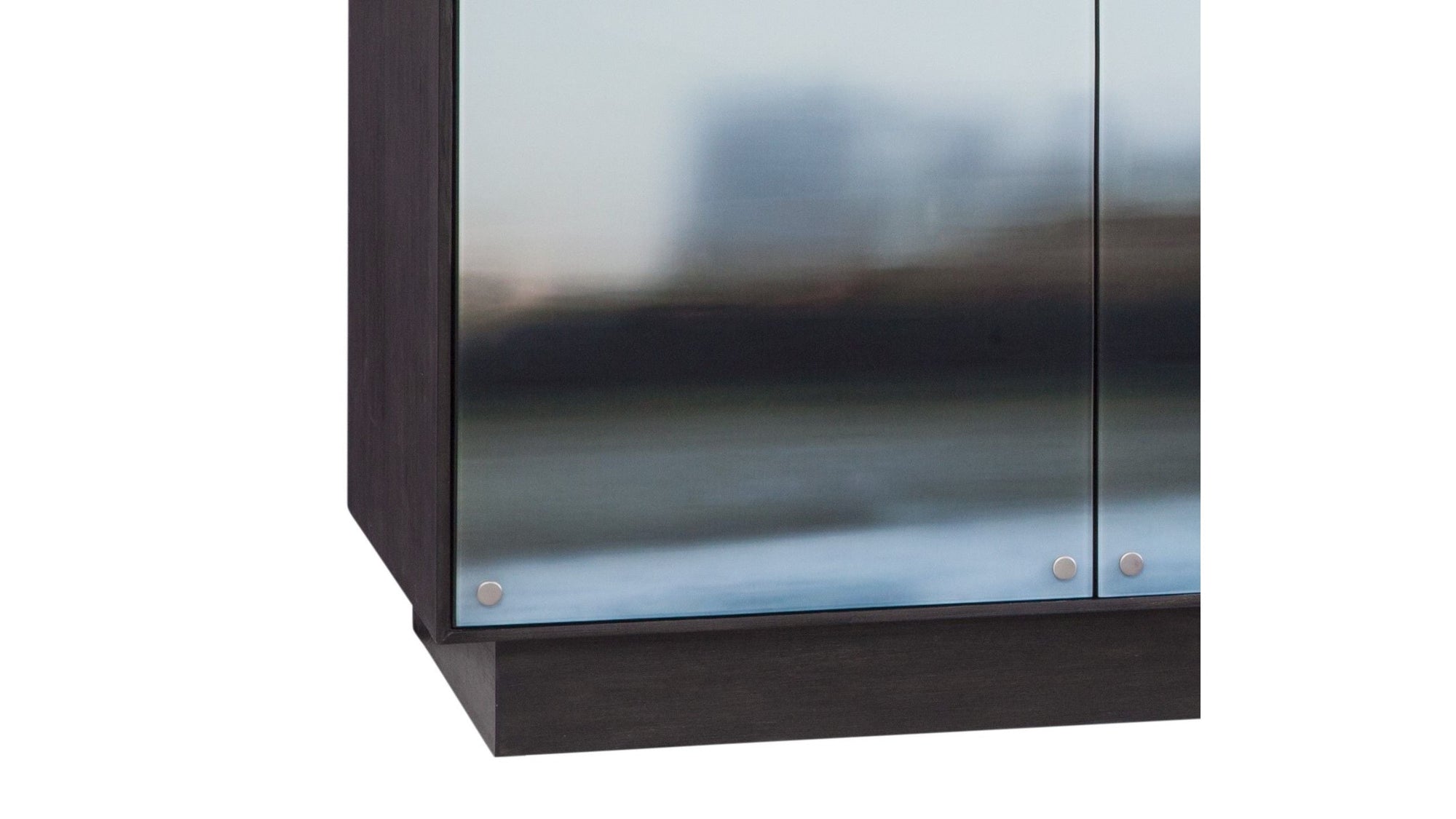 Perspective - Server - Brown Oak