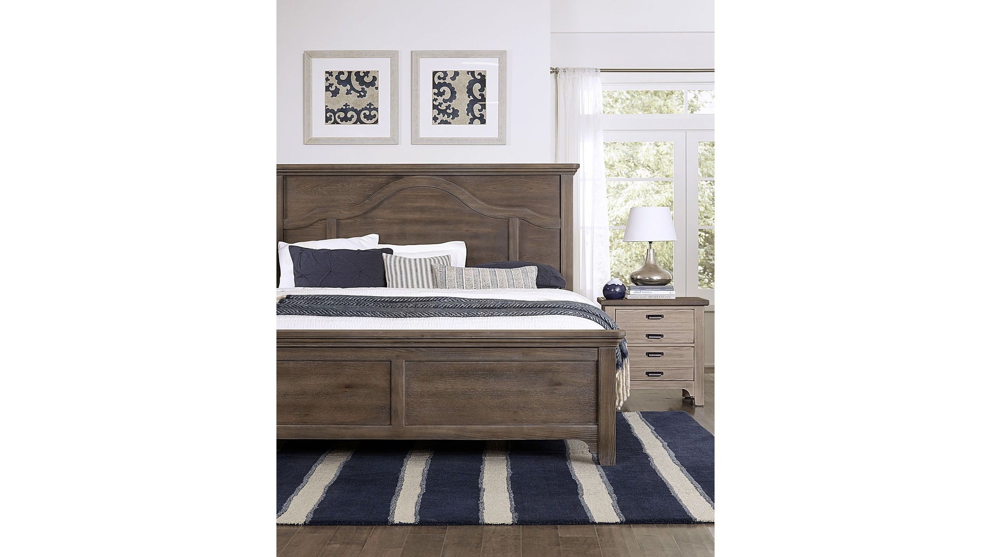 Bungalow - Mantel Bed