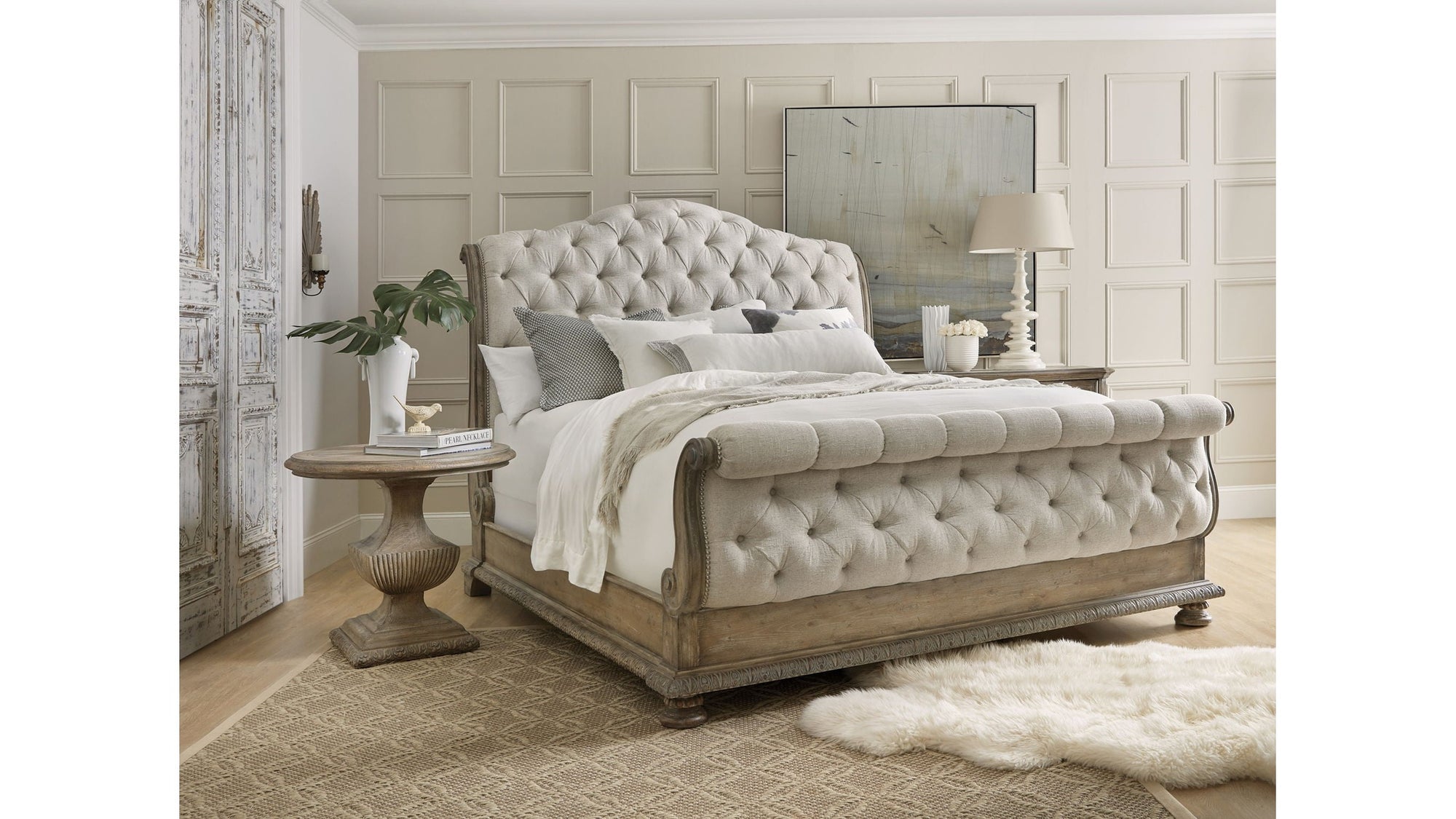 Castella - Upholstered Bed