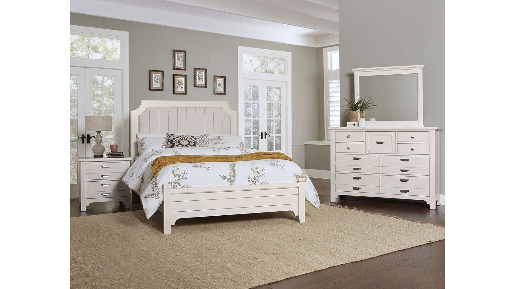 Bungalow - Upholstered Bed
