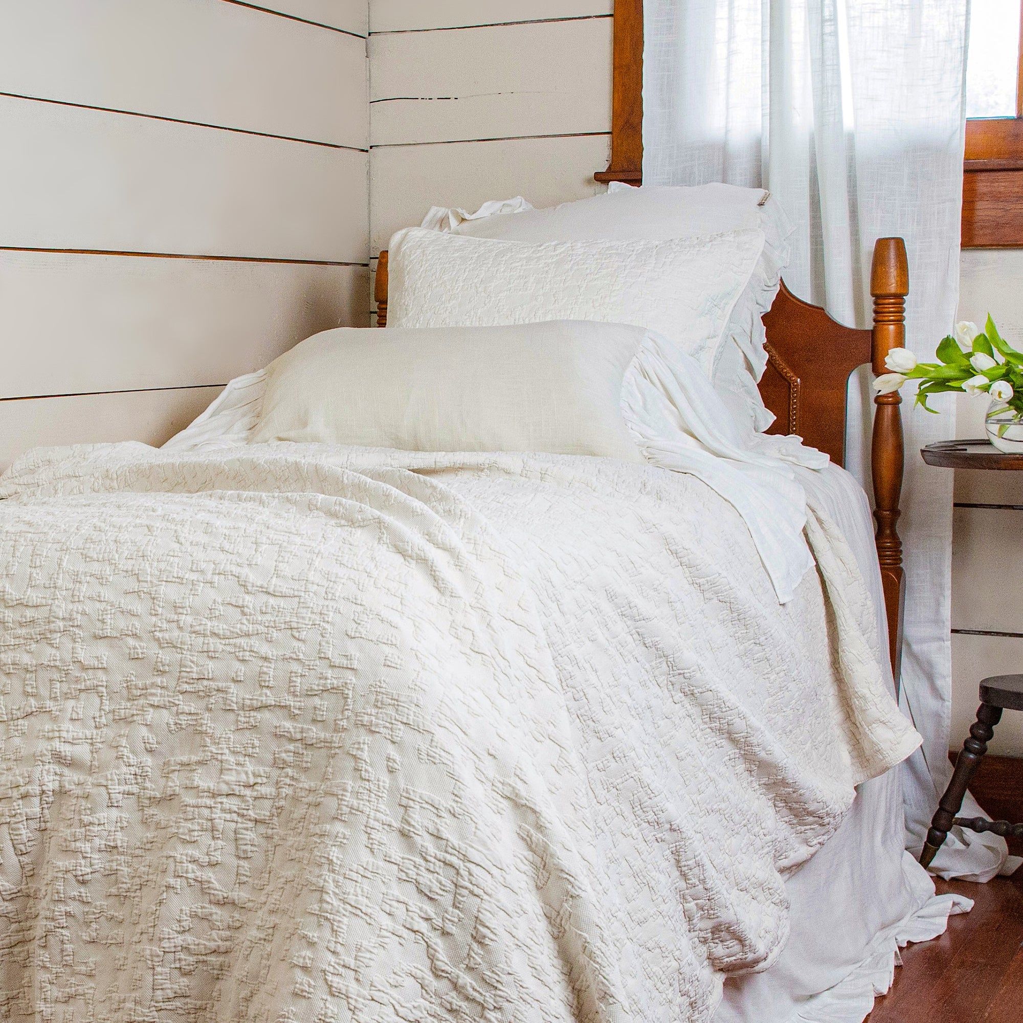 Porto Matelasse - Twin Duvet Cover Set (Set of 2) - Vintage White