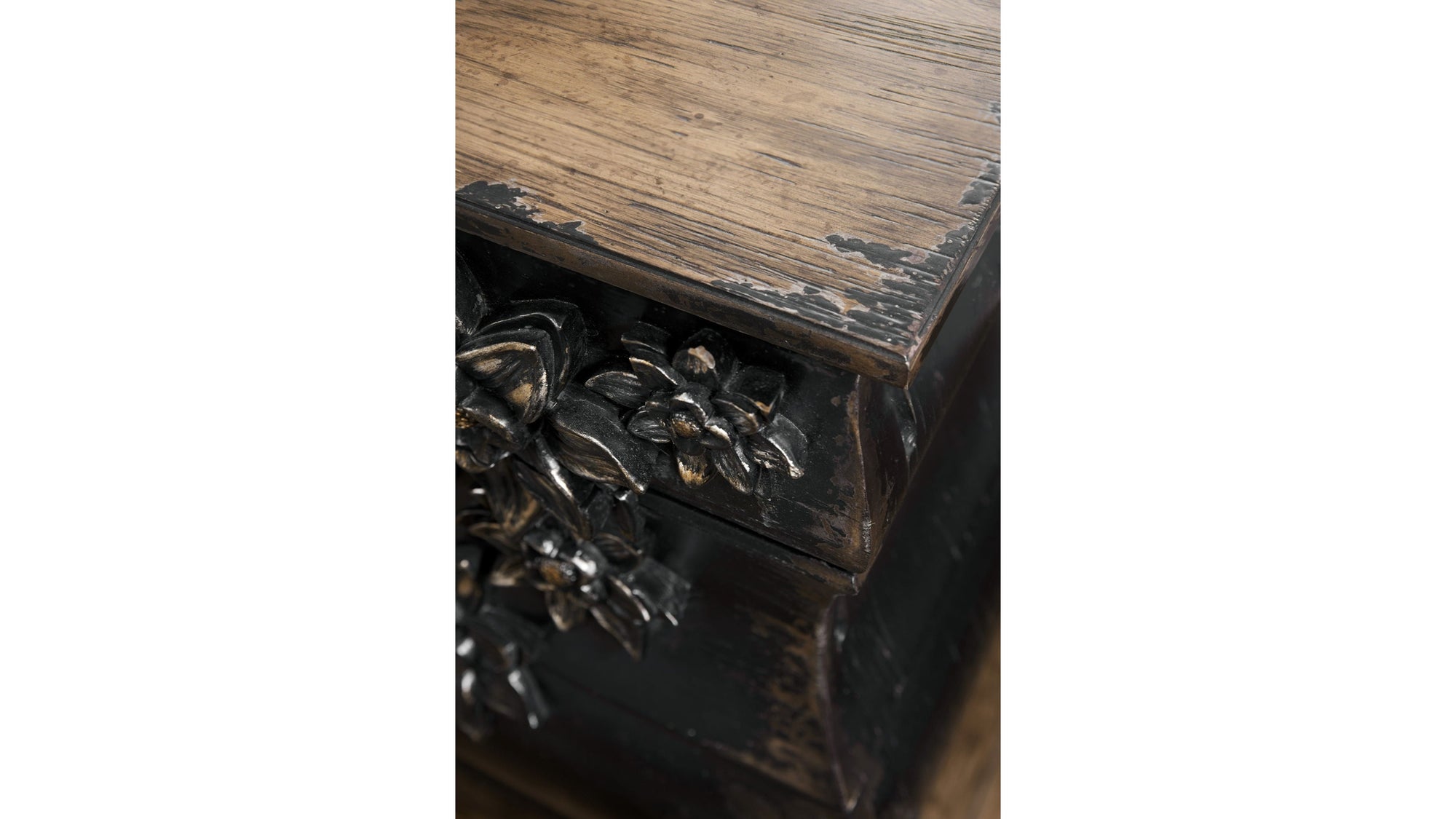 Sanctuary 2 - Charmant Bachelorette Chest - Black