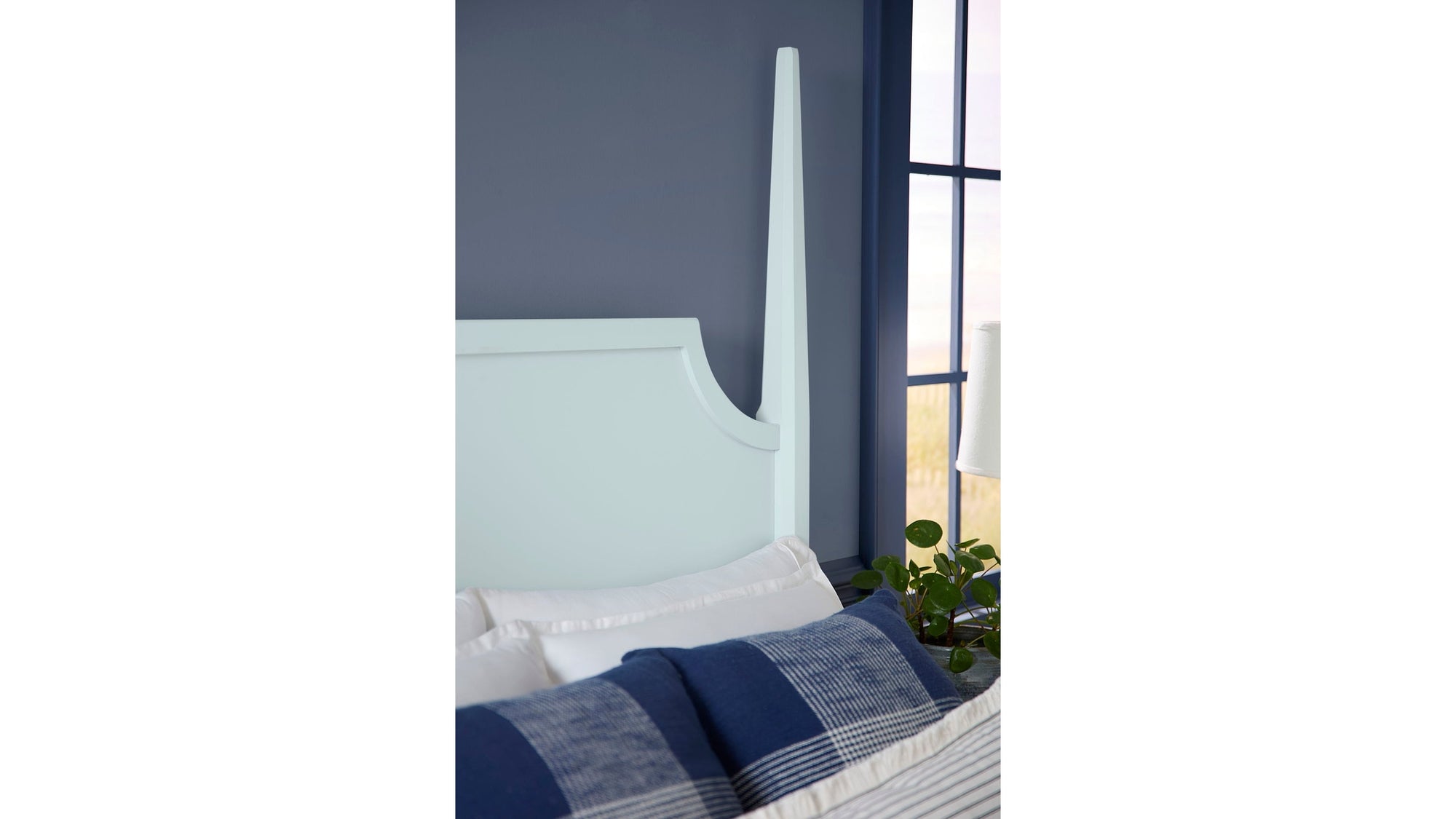 Tide &amp; Timber - Pencil Post Storage Bed