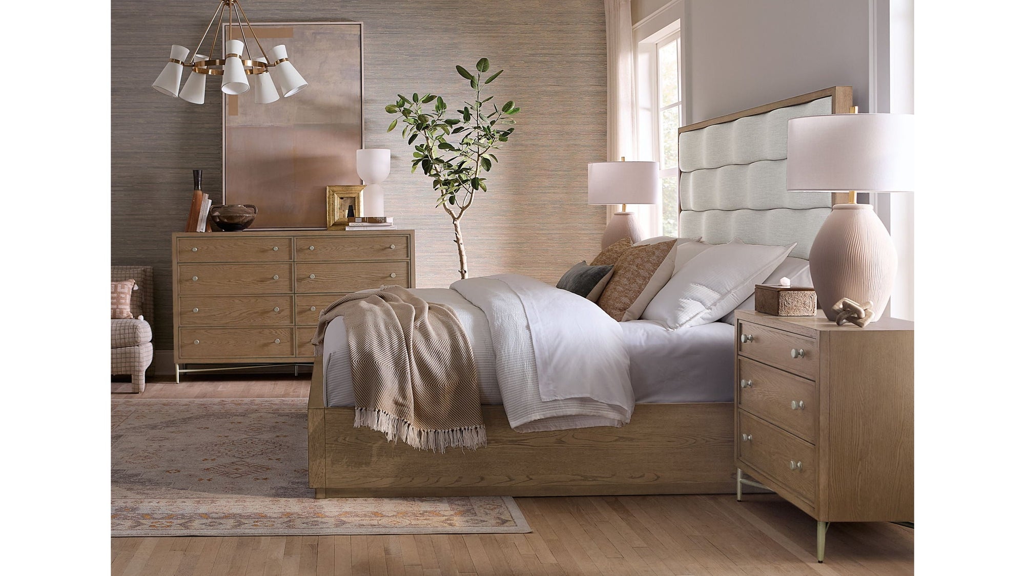Sonnet - Upholstered Bed