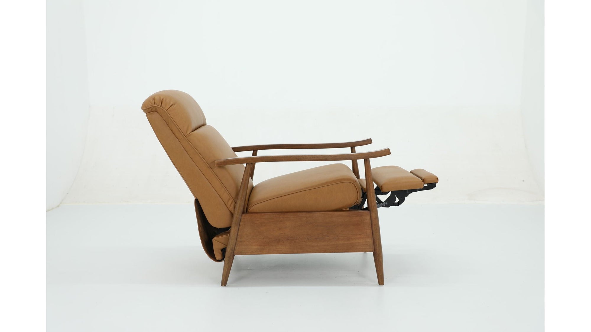 Hampton B - Recliner Push Thru The Arms - Santa Fe-Brandy