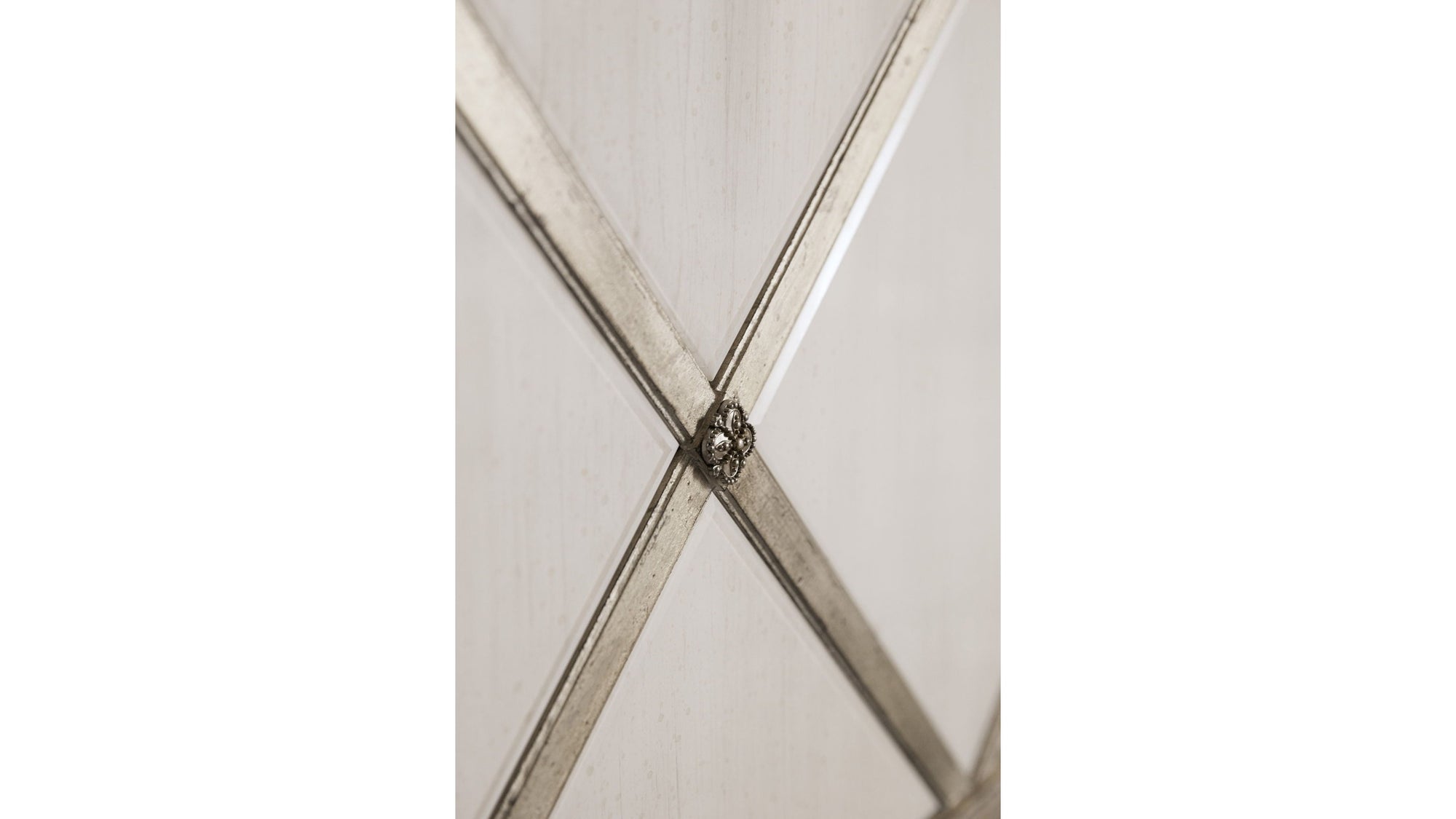 Sanctuary 2 - Diamont King Panel Bed