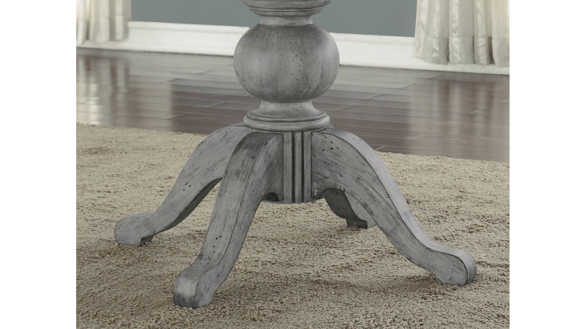 Plymouth - Round Table