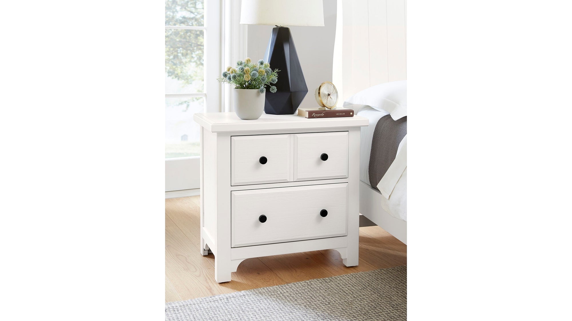 Cool Farmhouse - 2-Drawer Nightstand