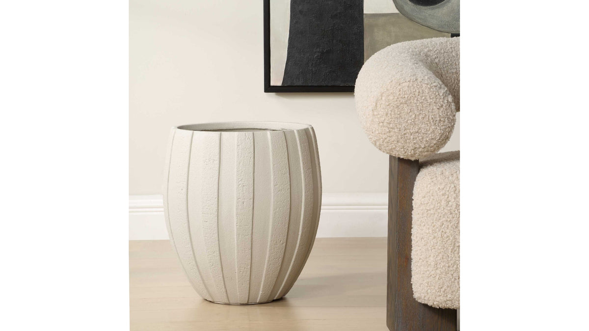 Ridgehaven - Textured Outdoor Planter - White