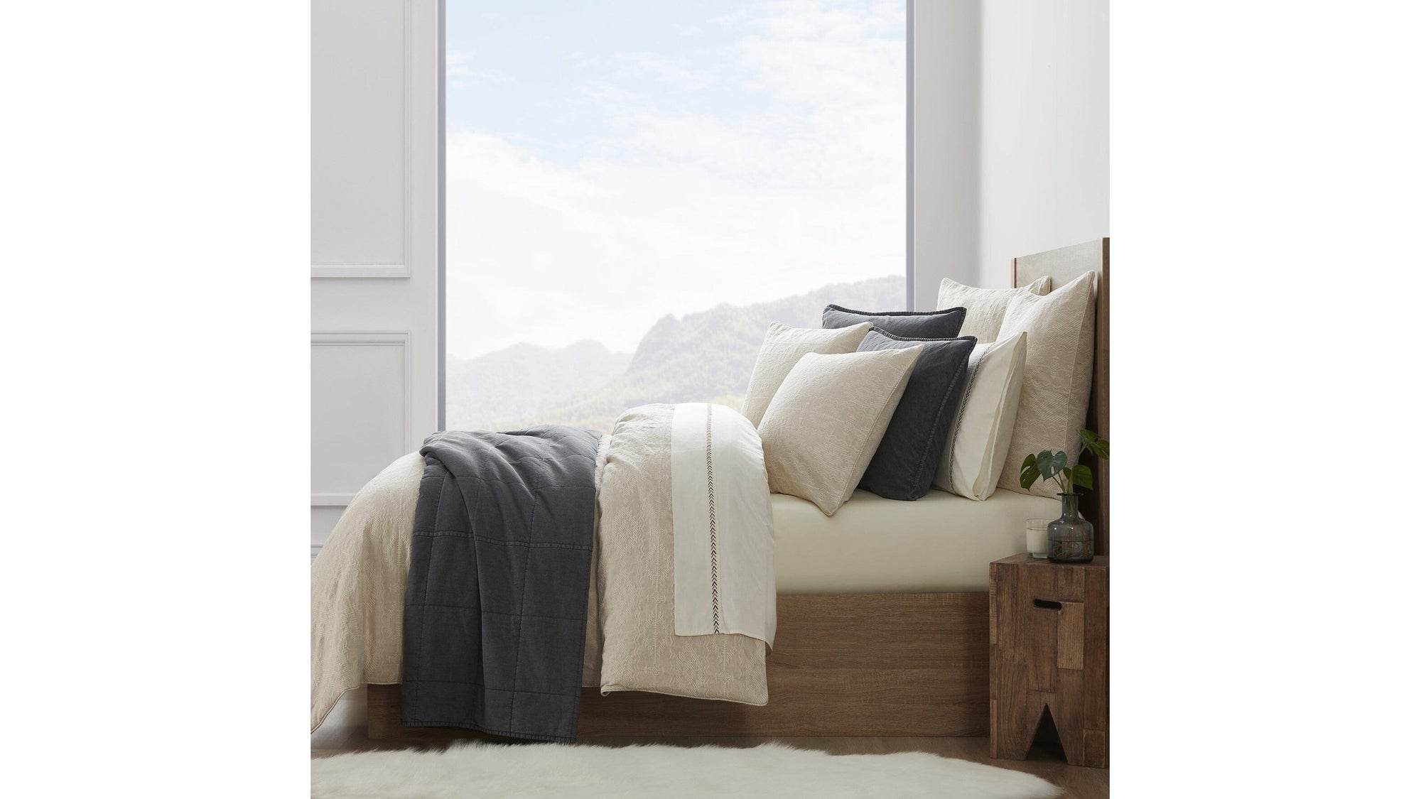 Tempe Matelasse - Queen Duvet Cover Set Set of 3 - Sand