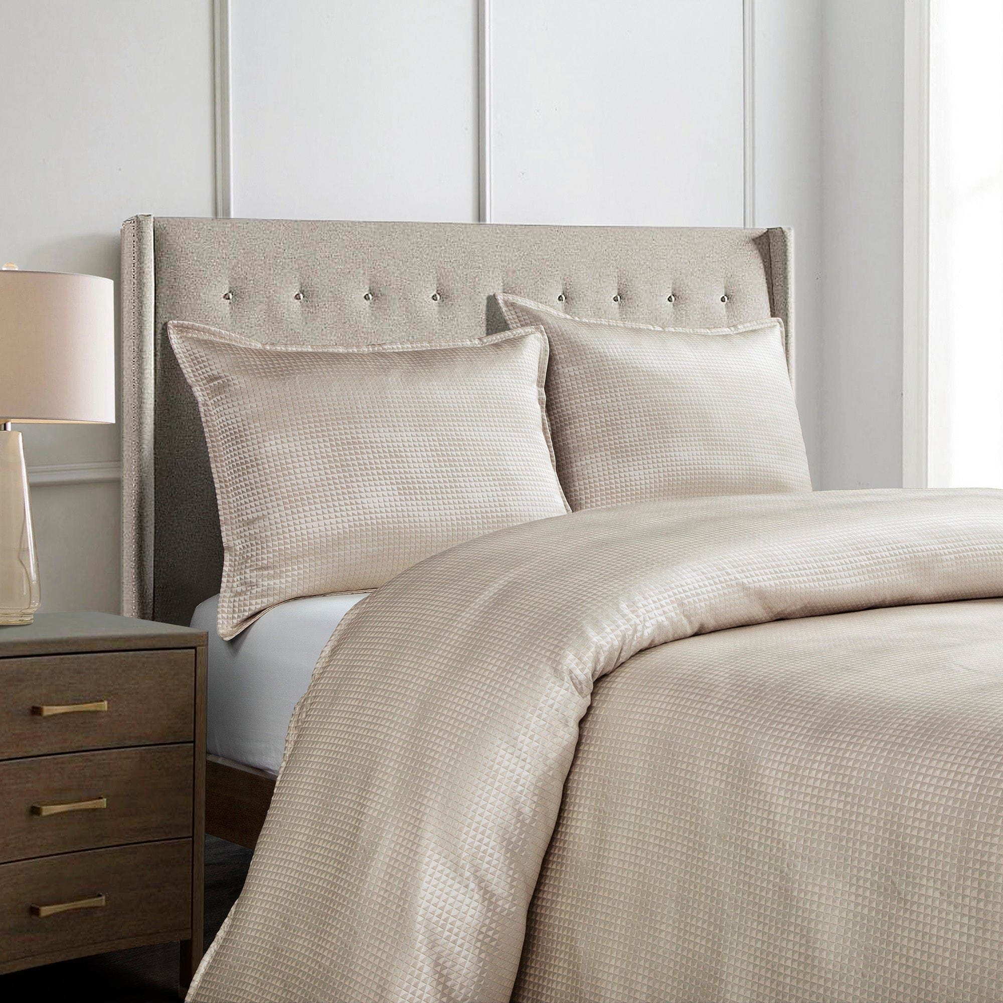 Sydney - Queen Jacquard Comforter Set (Set of 3) - Champagne