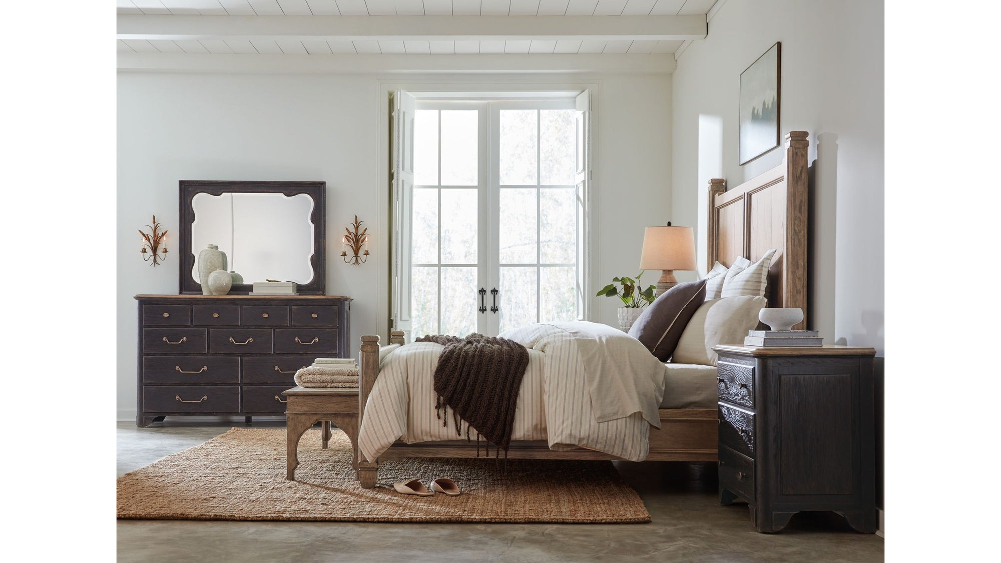Americana - Panel Bed