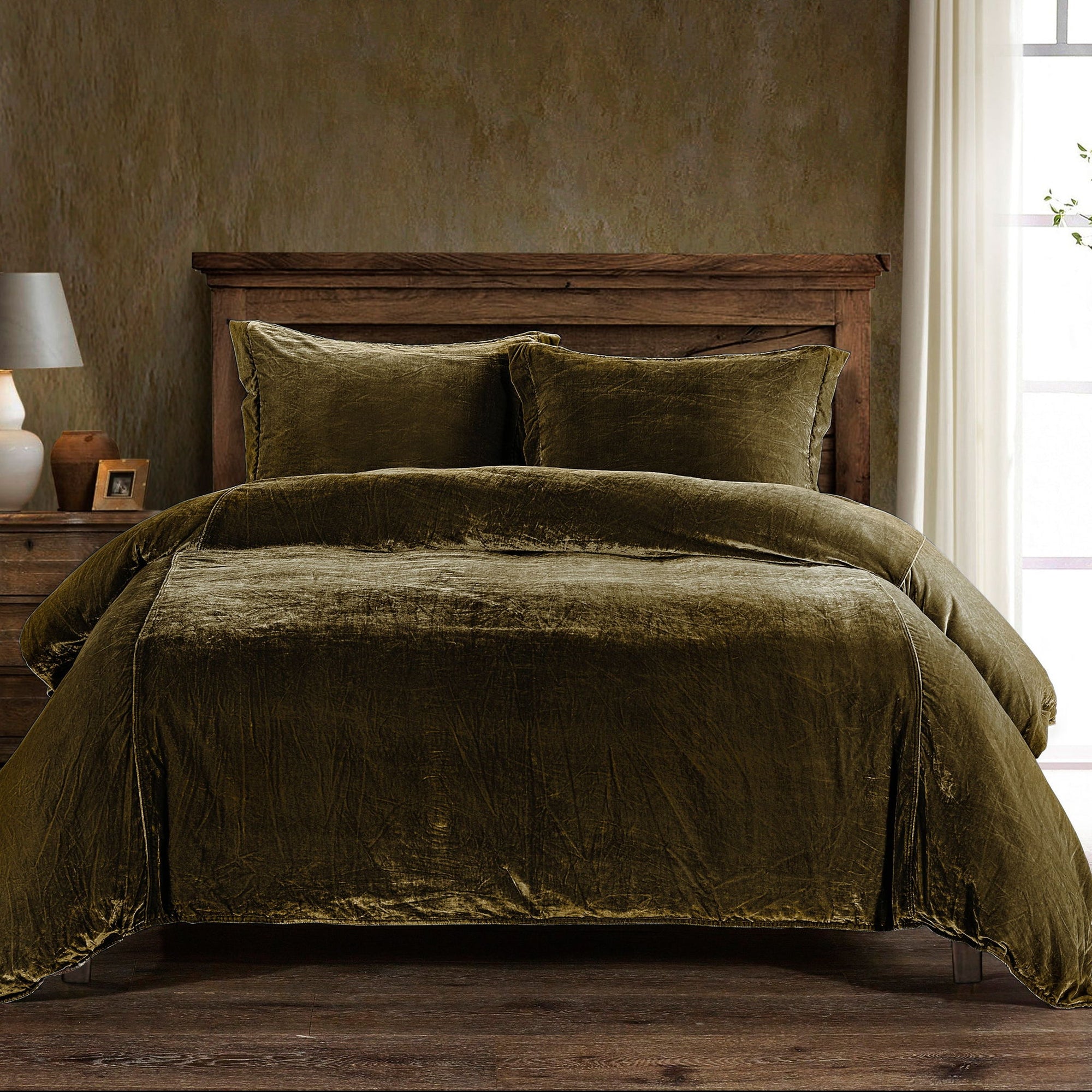 Stella - King Faux Silk Velvet Duvet Cover Set (Set of 3) - Green Ochre