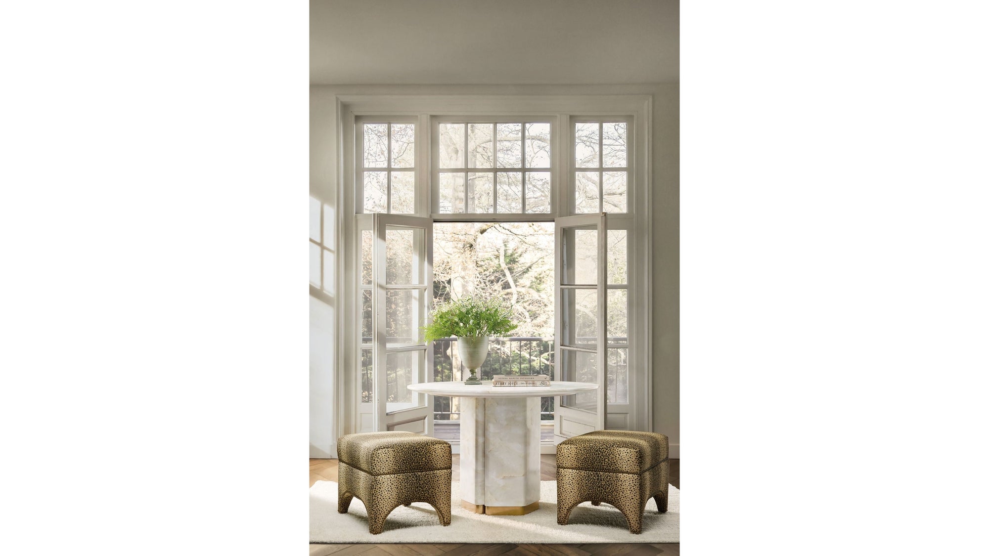 Eleana - Round Dining Table - White