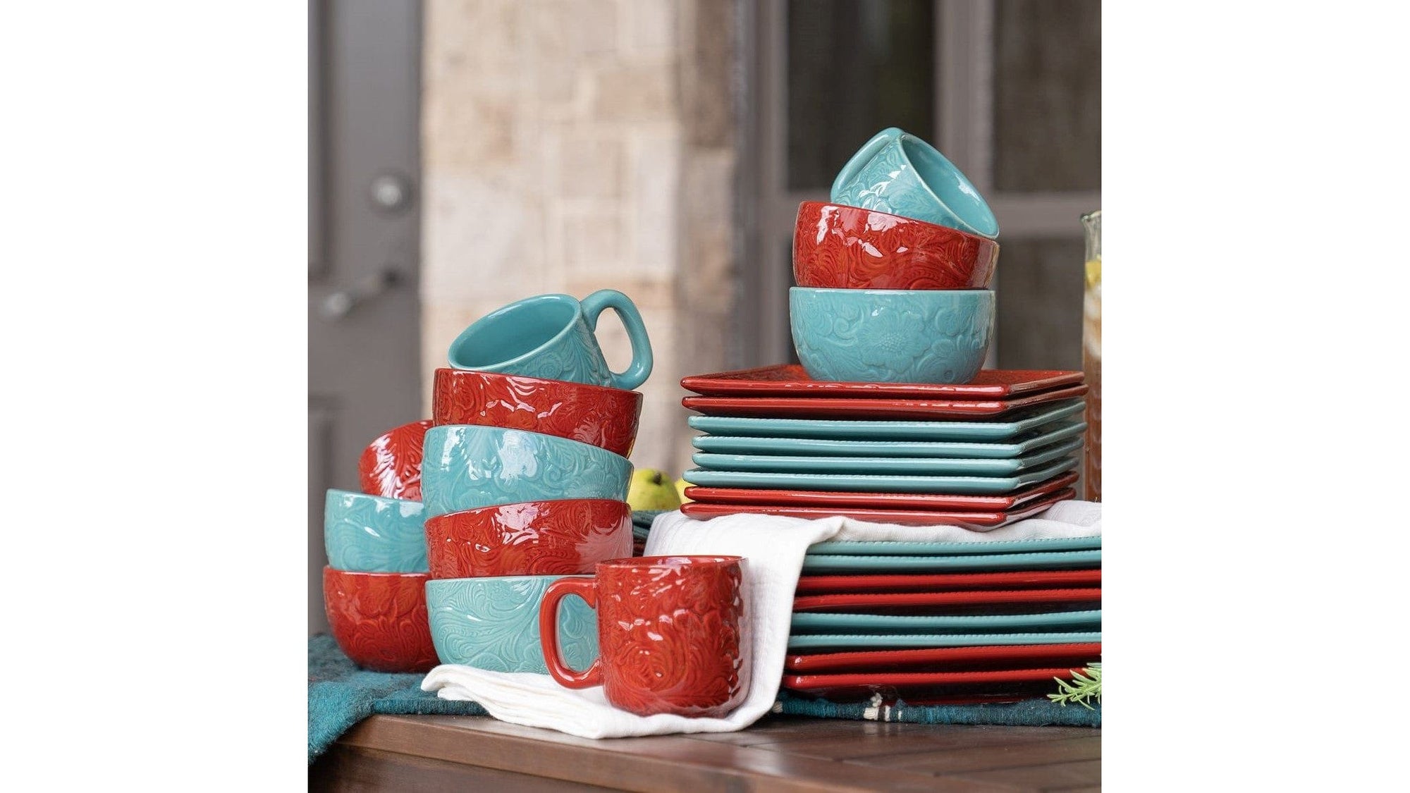 Savannah - Ceramic Dinnerware Set Set of 16 - Turquoise
