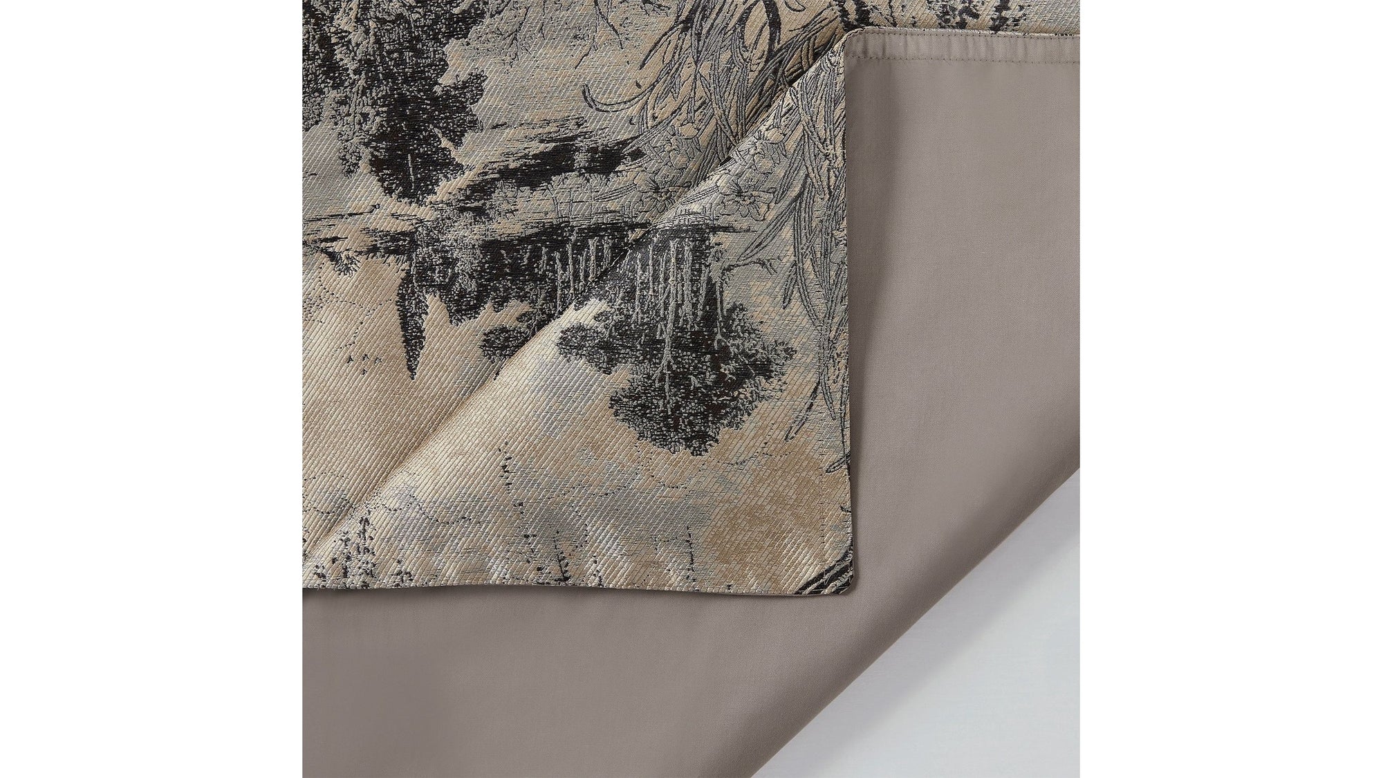 Pastoral Jacquard - Queen Comforter Set Set of 3 - Champagne