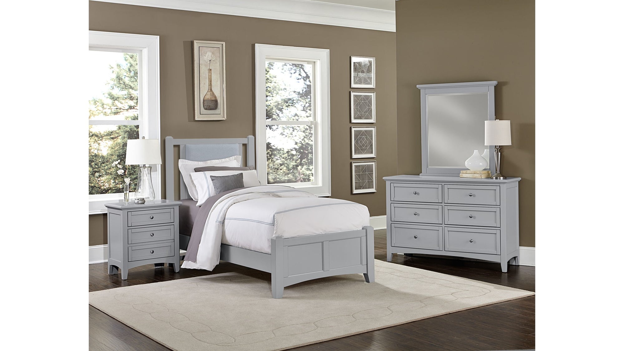 Bonanza - Ocean Blue Upholstered Bed With Mansion Footboard