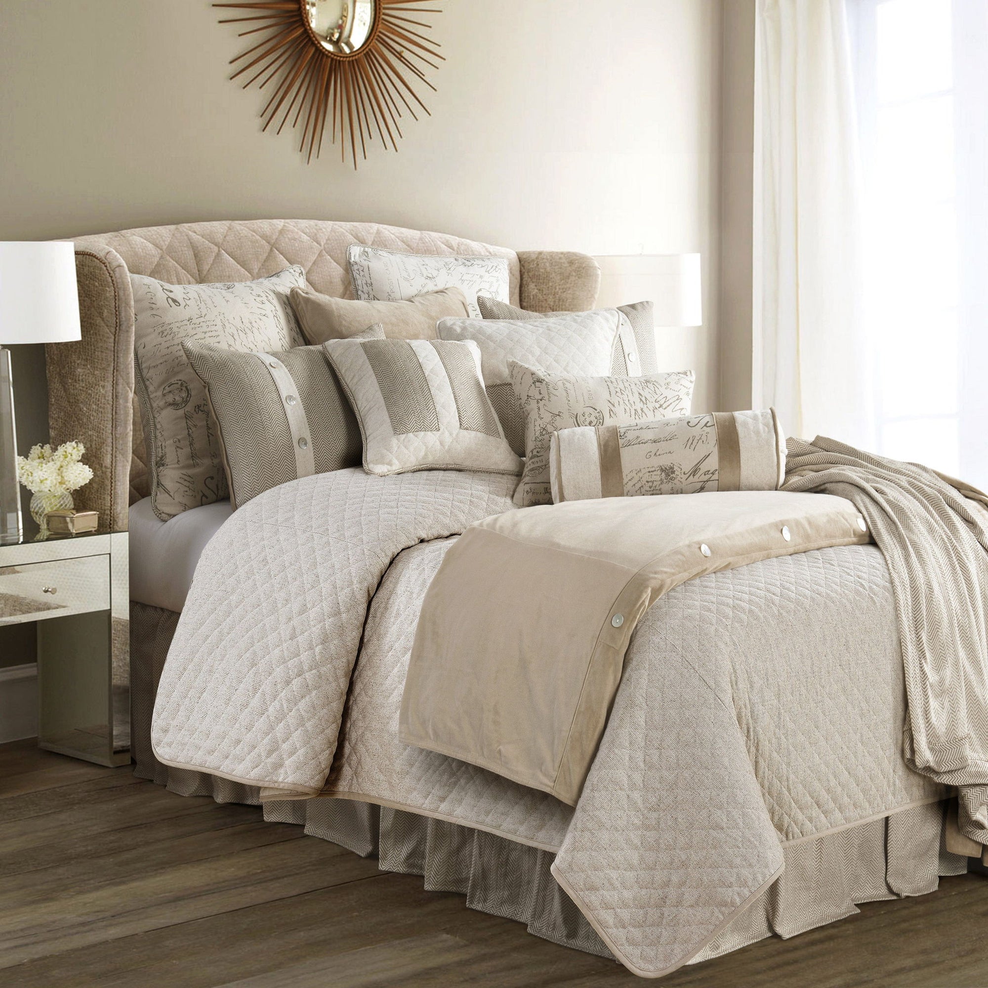 Fairfield - King Linen Coverlet Set (Set of 4) - Cream / Tan