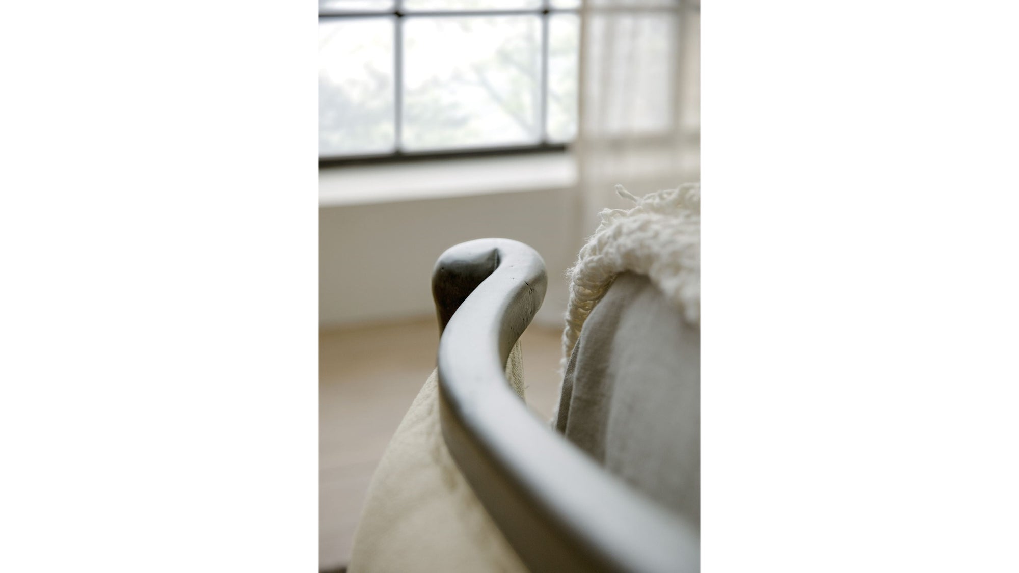 Ciao Bella - Upholstered Bed