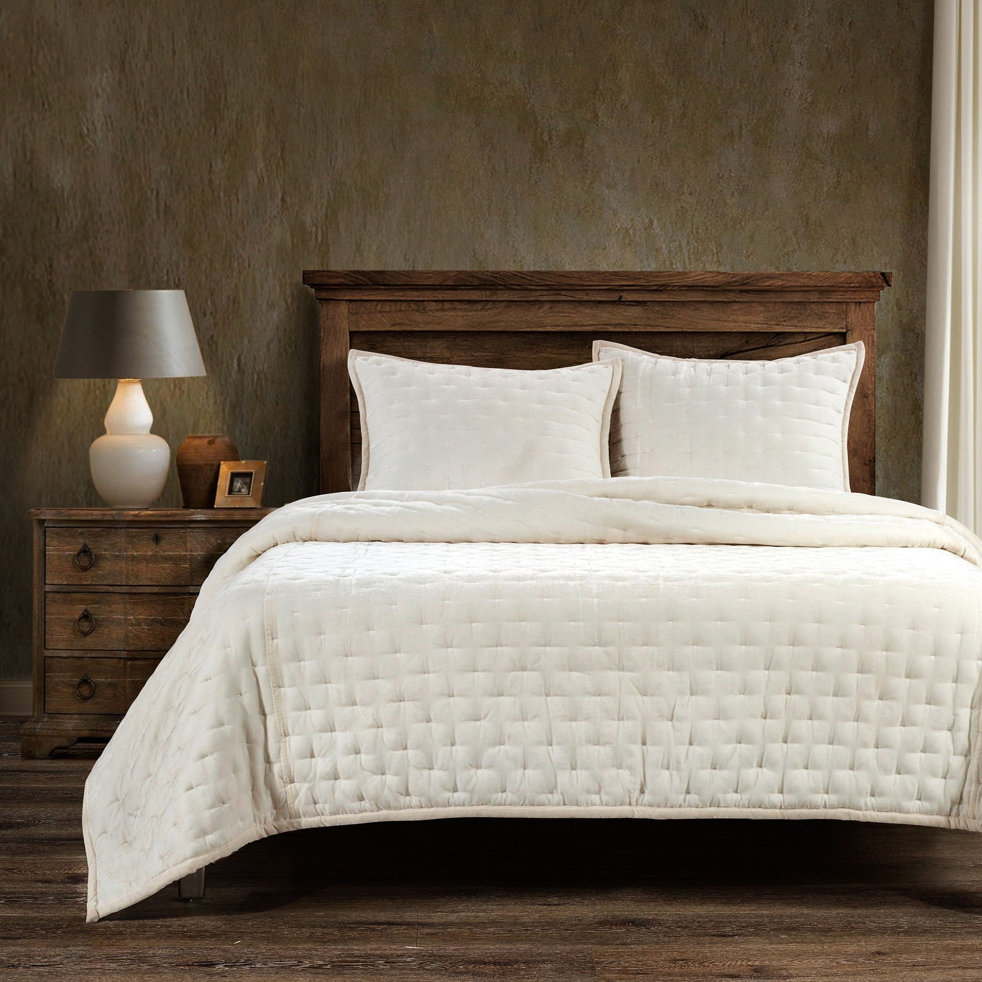 Stella - Full/Queen Faux Silk Velvet Pintuck Quilt - Stone