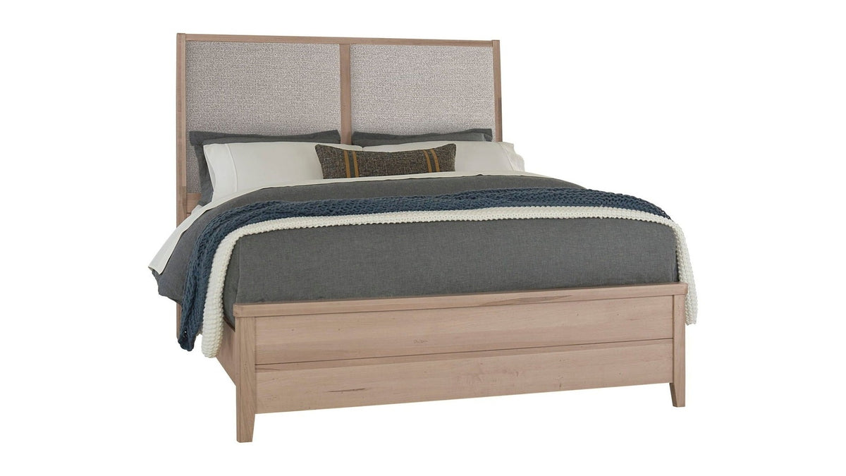 Woodbridge - Upholstered Bed - Wood