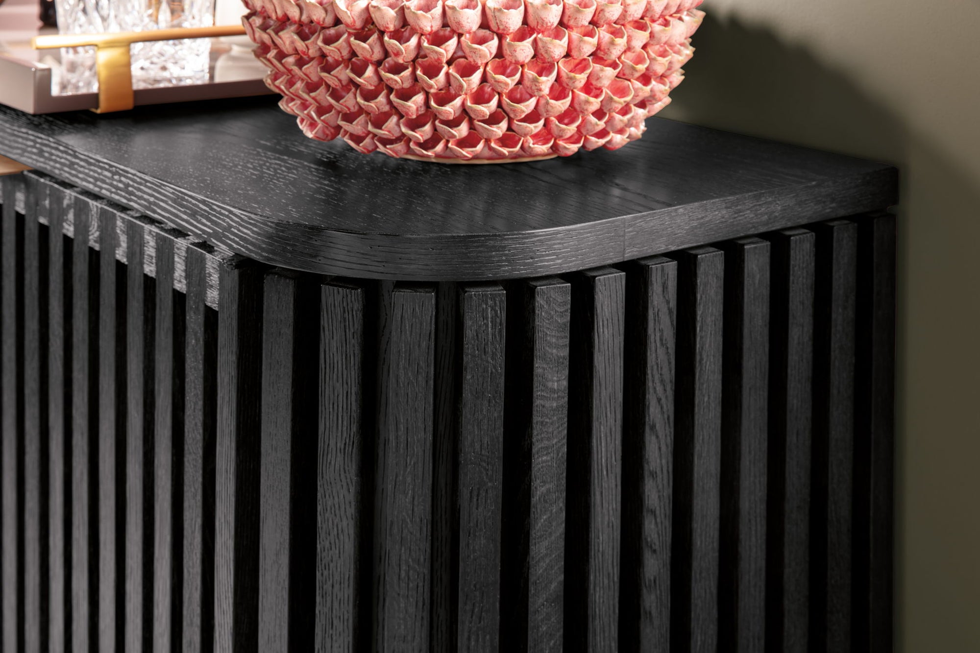 Commerce And Market - Easton Entertainment Console